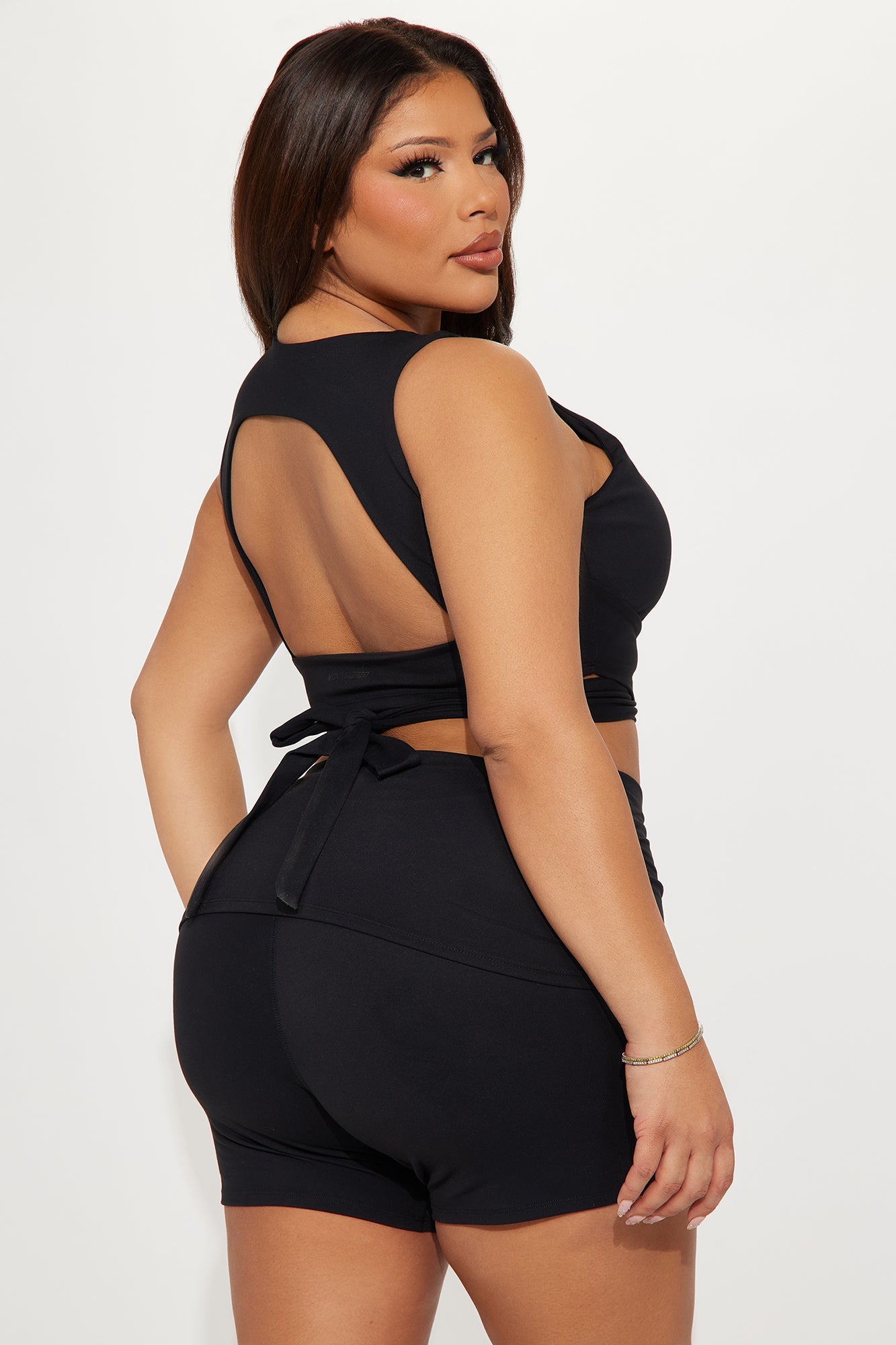 https://cdn.shopify.com/s/files/1/0293/9277/files/01-21-25_S5_11_ZDNVSP15091_Black_KS_JS_11-18-35_PLUS_0151_PXF.jpg?v=1737581325