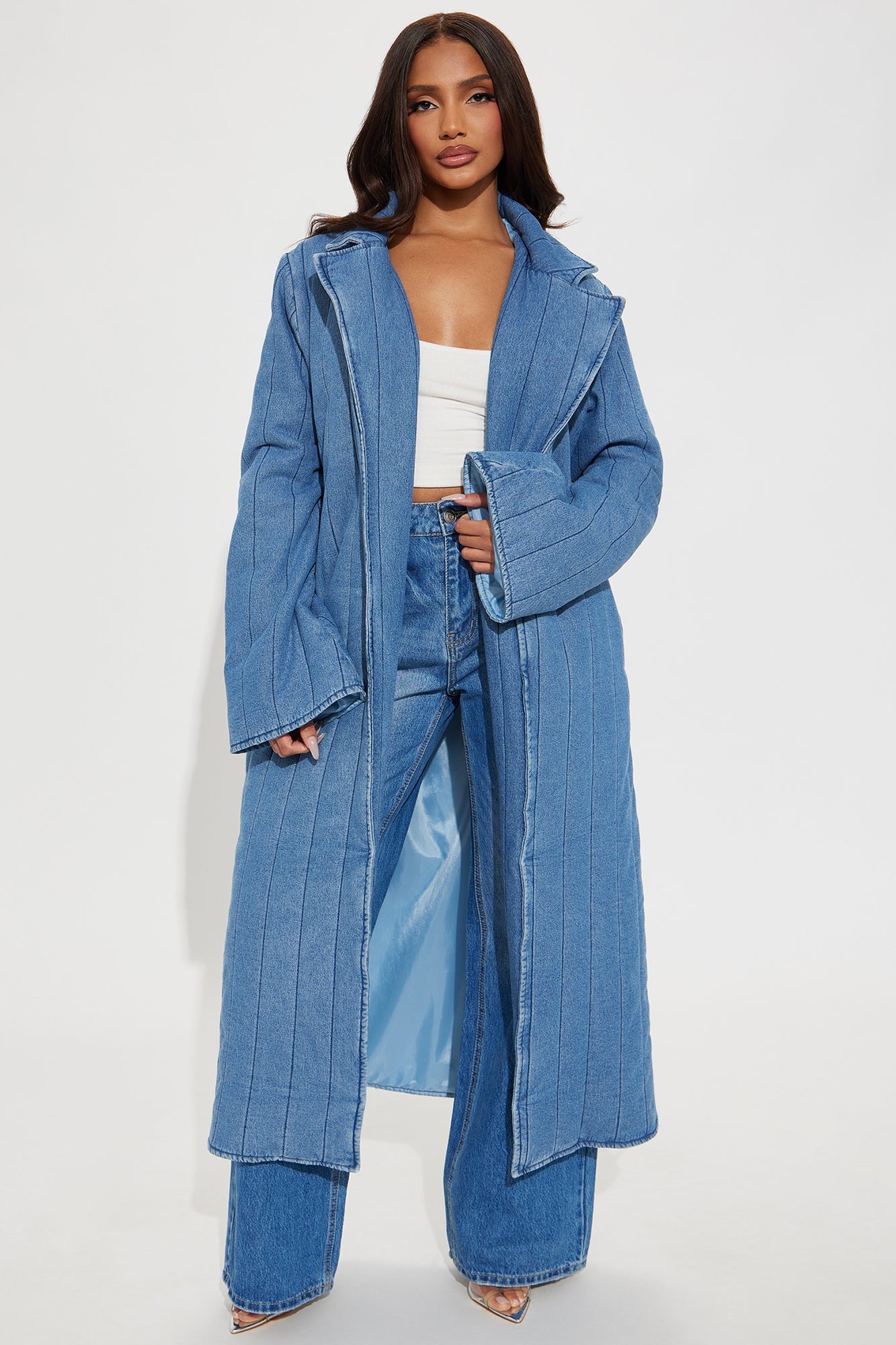 https://cdn.shopify.com/s/files/1/0293/9277/files/01-21-25_S6_48_FN2087JTNR_MediumWash_ZSR_AE_AP_14-15-35_9548_PXF.jpg?v=1737581424