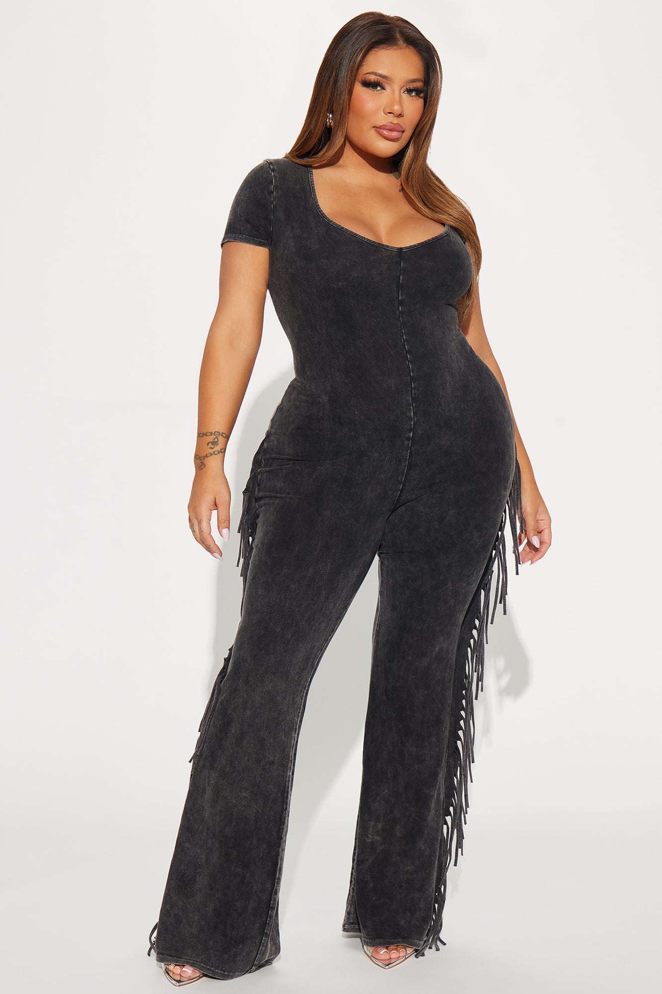 https://cdn.shopify.com/s/files/1/0293/9277/files/02-15-24_S4_43_EJ3488N_Black_P_TK_SS_14-15-35_PLUS_51482_PXF.jpg?v=1708449145