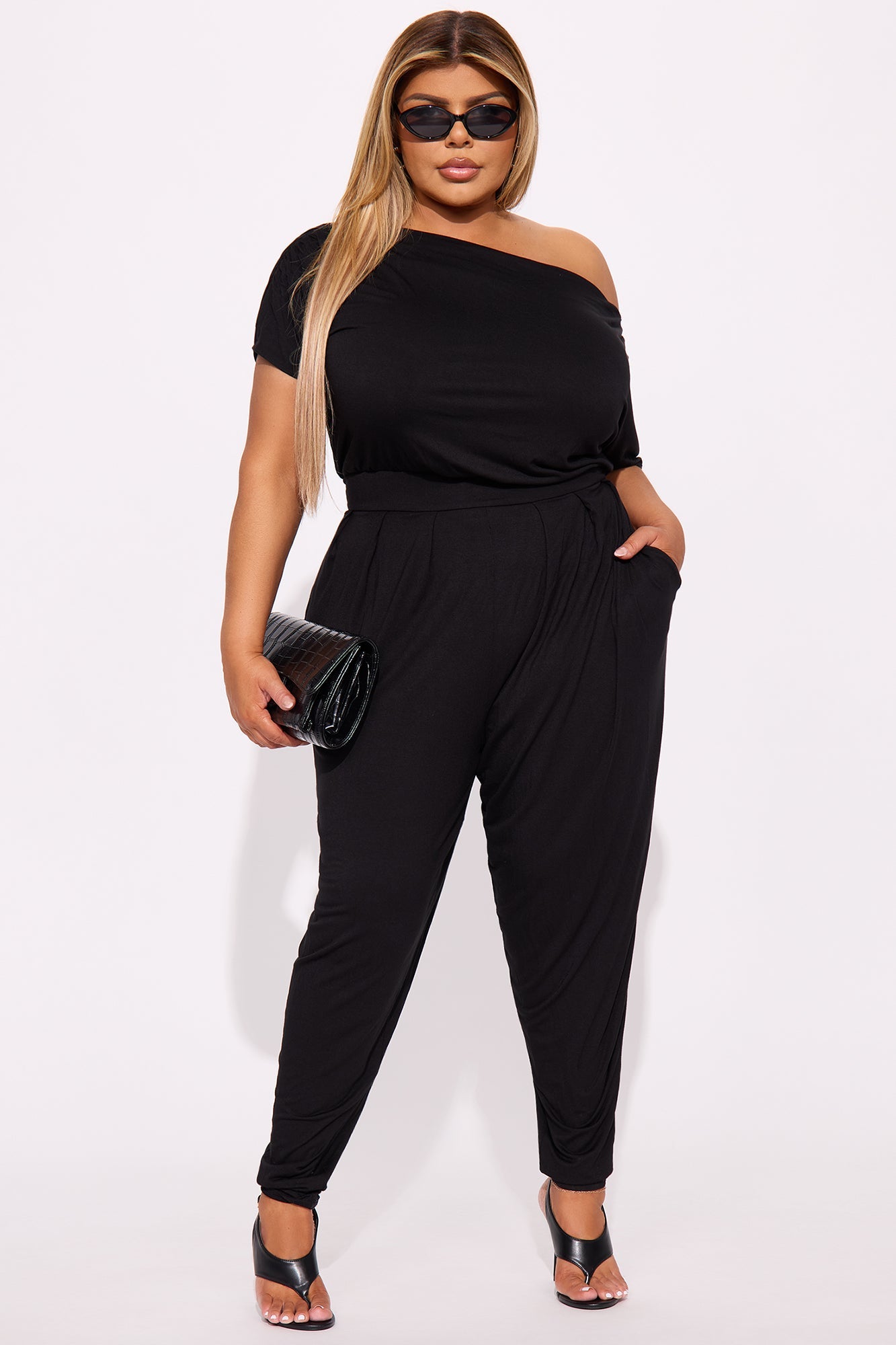 https://cdn.shopify.com/s/files/1/0293/9277/files/02-19-25_S8_47_NAB30859_Black_RM_MC_15-13-18_PLUS_47533_PXF.jpg?v=1740187613