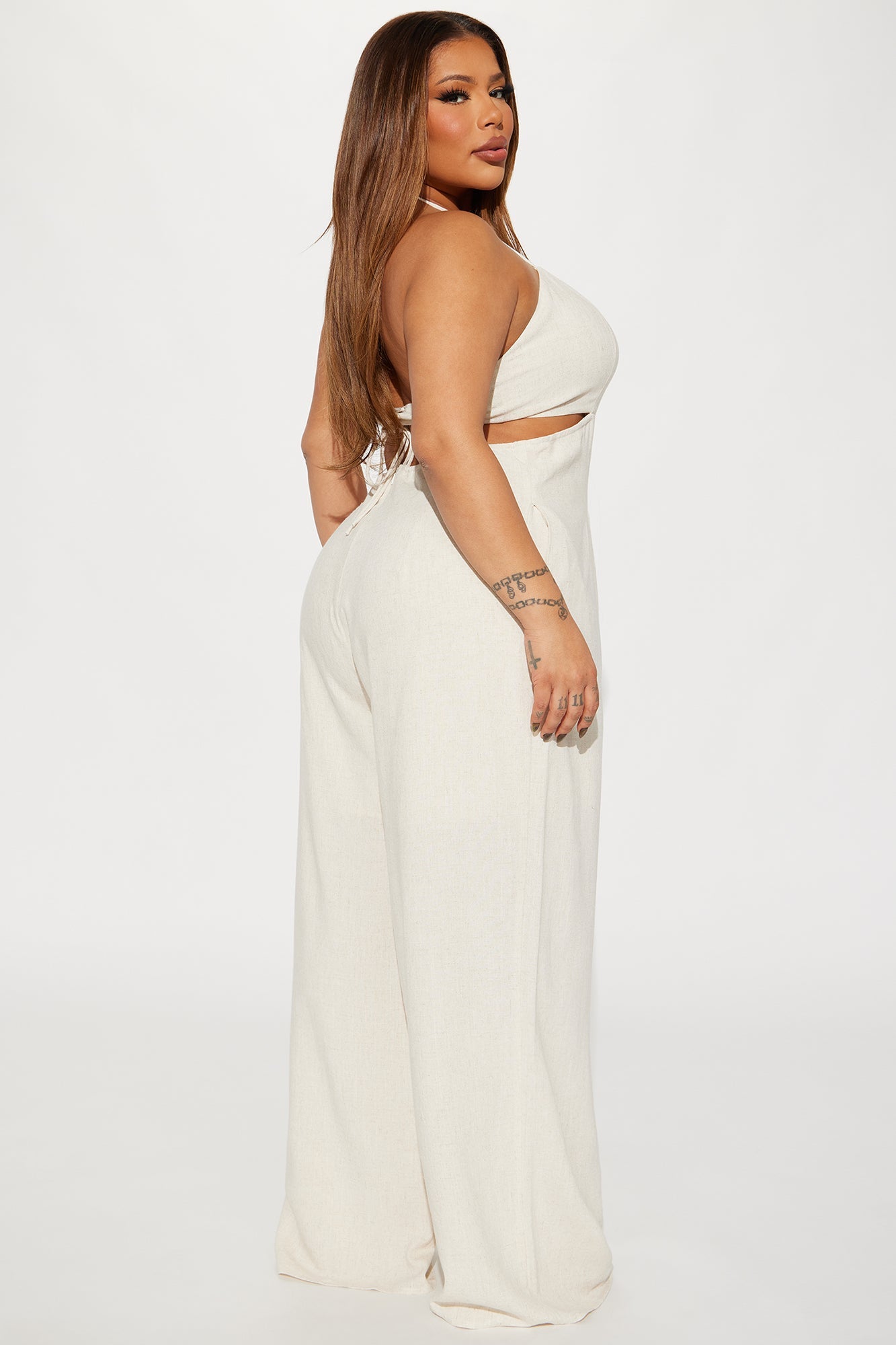 https://cdn.shopify.com/s/files/1/0293/9277/files/03-07-24_S4_7_LR70024FN_Ivory_P_CZ_IM_10-47-36_PLUS_62300_PXF.jpg?v=1710262450