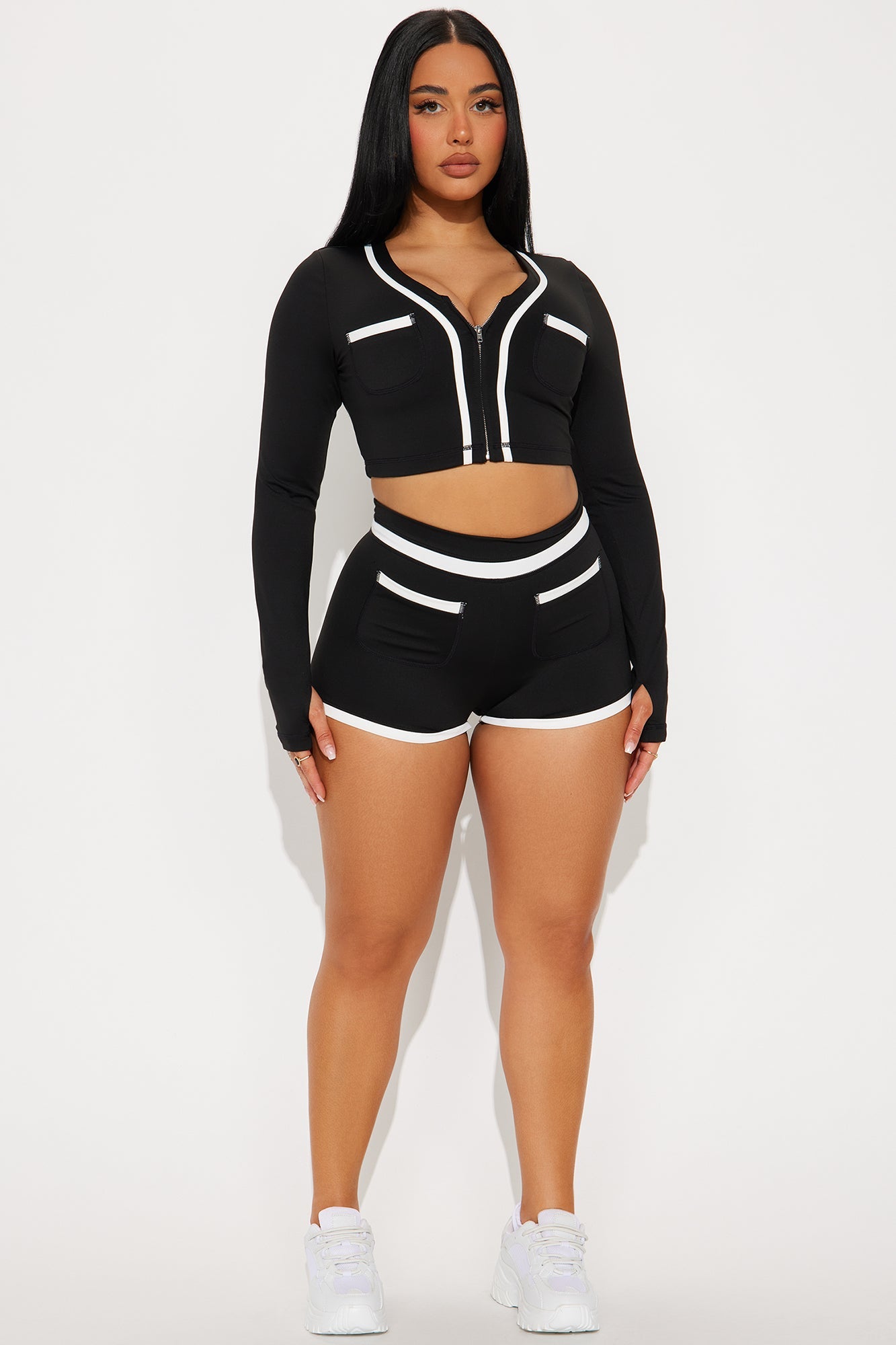 https://cdn.shopify.com/s/files/1/0293/9277/files/03-17-25_S4_69_24GWY4099_Black_ZSR_HY_AC_15-26-33_39240_PXF.jpg?v=1742333216