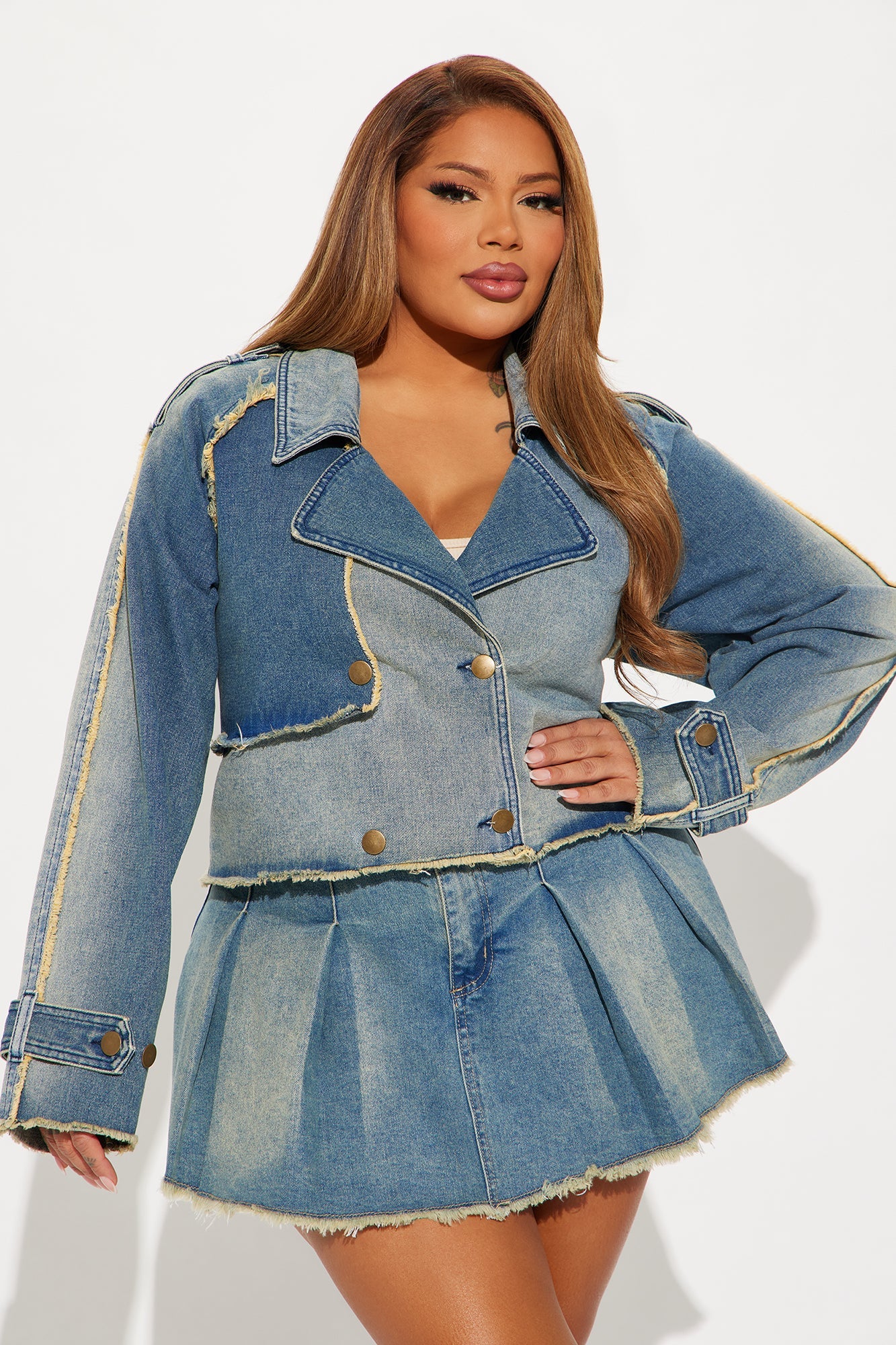https://cdn.shopify.com/s/files/1/0293/9277/files/07-25-24_S4_18_FN2011JTYJ_VintageWash_RM_AC_IM_11-32-39_PLUS_40746_PXF.jpg?v=1722280112
