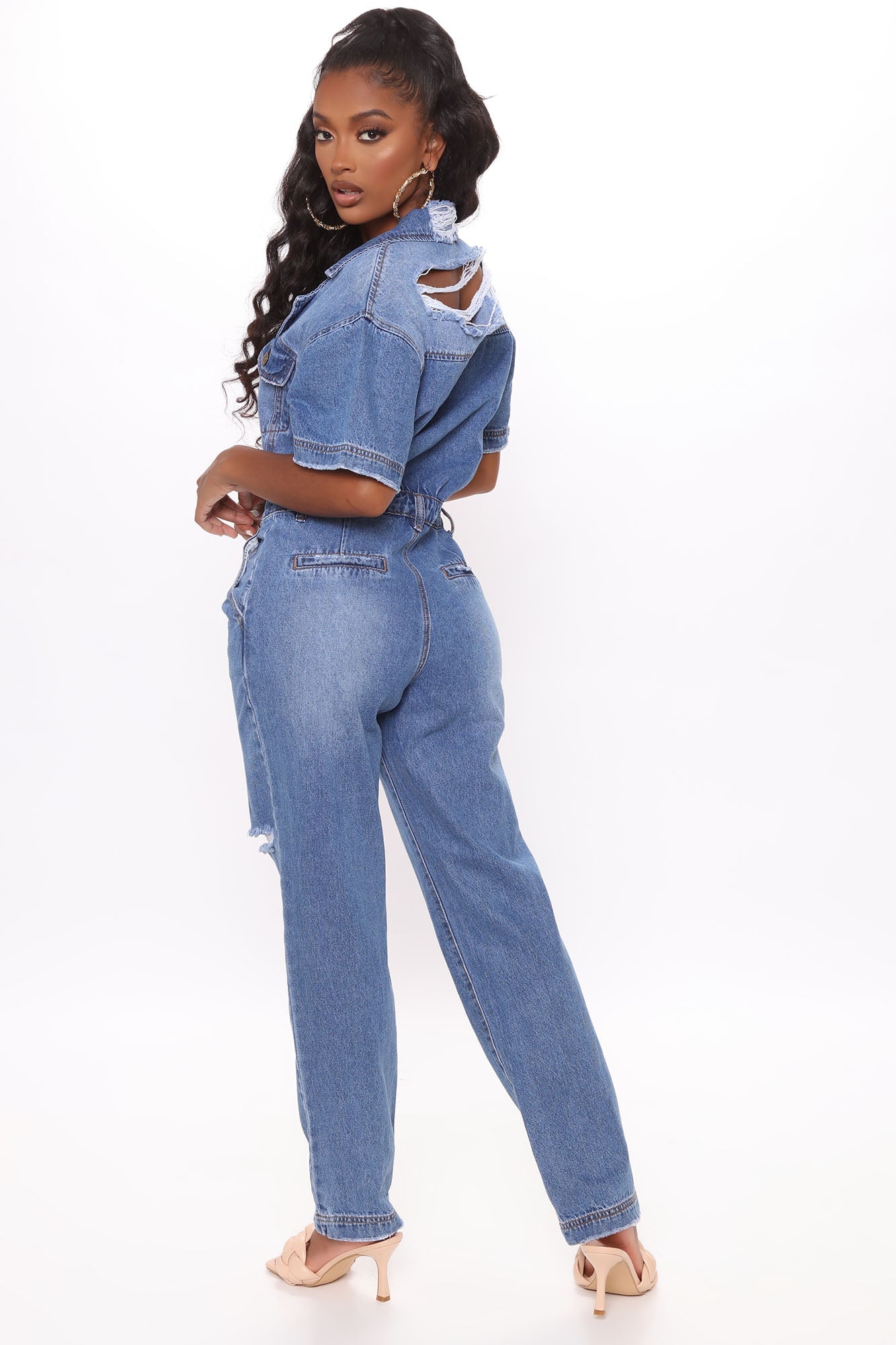https://cdn.shopify.com/s/files/1/0293/9277/products/08-05-20Studio4_CE_SA_3-32PM58_TP8591_Denim46191_RG.jpg?v=1596734817