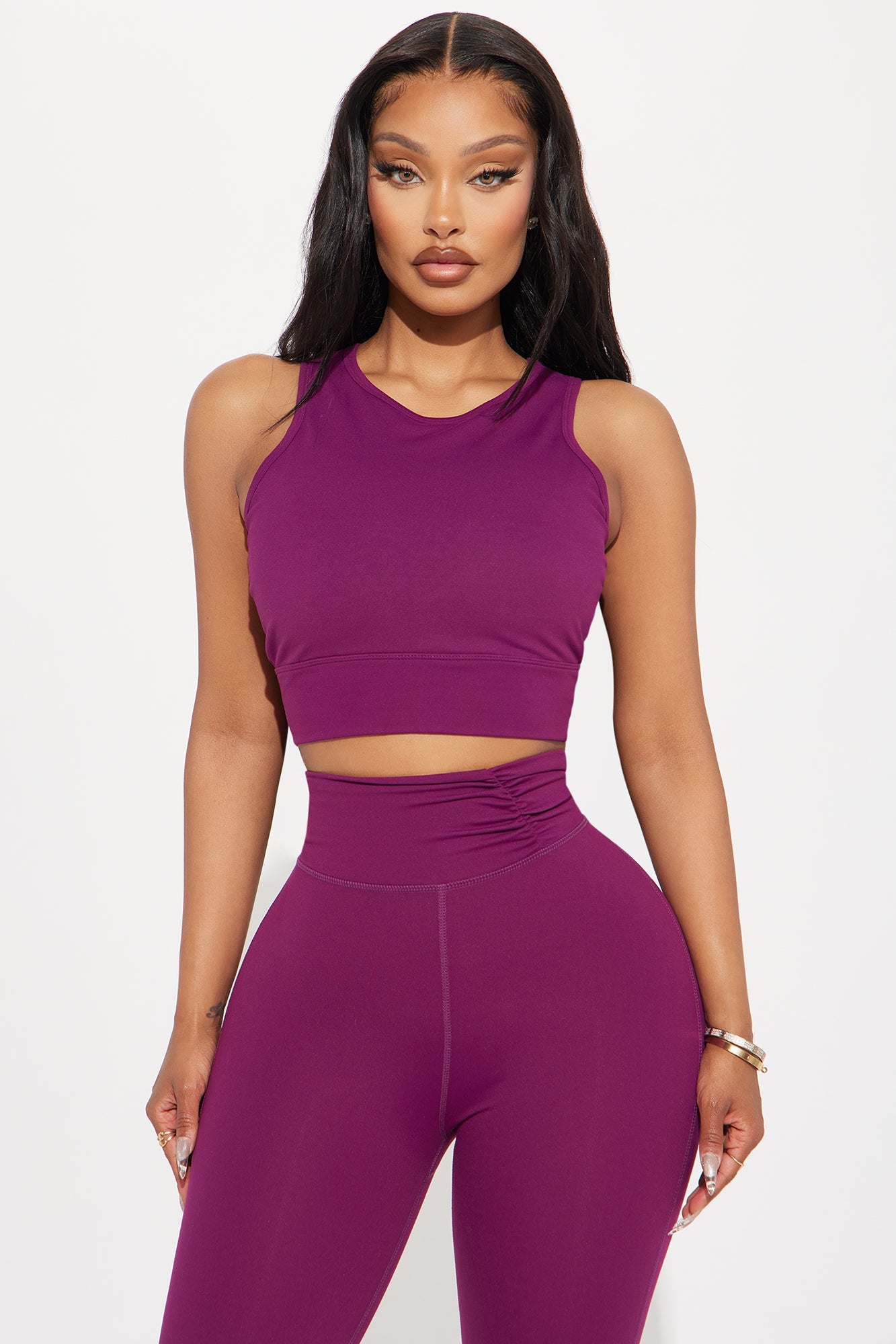 https://cdn.shopify.com/s/files/1/0293/9277/files/08-26-24_S2_46_ZDFN2335_Plum_ID_RL_16-30-41_4452_PXF.jpg?v=1724780695