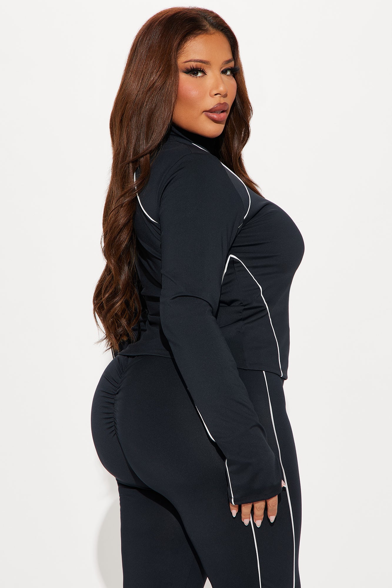https://cdn.shopify.com/s/files/1/0293/9277/files/10-24-24_S4_50_ZDNVSP1510_Black_KS_DO_15-02-44_PLUS_84047_PXF.jpg?v=1729887230