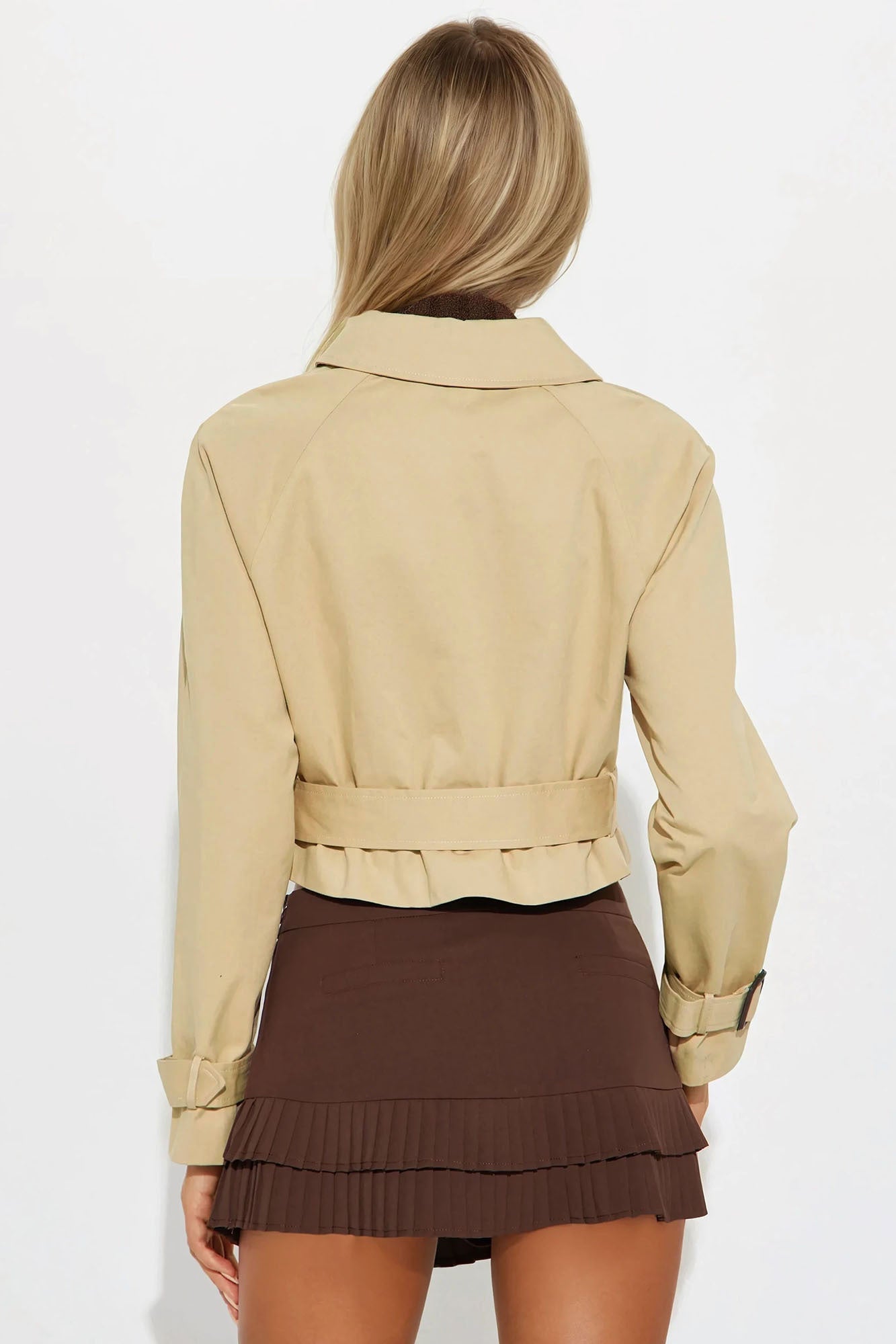 https://cdn.shopify.com/s/files/1/0293/9277/files/11-29-24_S1_21_KCSO4040502D_Khaki_AZ_SS_10-48-11_175552_CM_SL.jpg?v=1733944988
