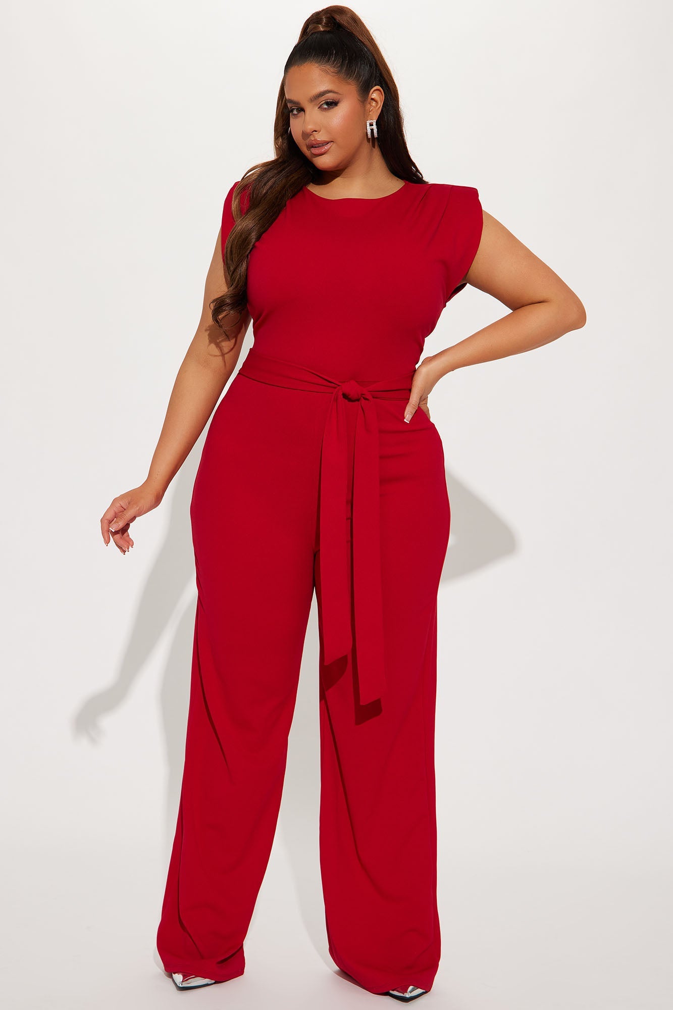 https://cdn.shopify.com/s/files/1/0293/9277/products/12-12-22Studio6_KJ_KT_15-23-21_58_WP8431_Red_P_7707_PLUS_SG.jpg?v=1670894803