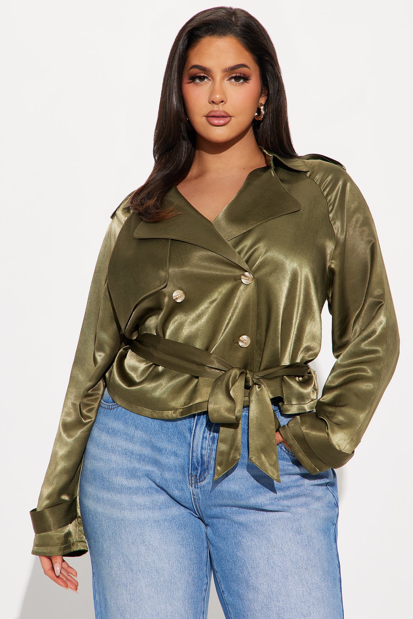 https://cdn.shopify.com/s/files/1/0293/9277/files/12-17-24_S4_9_KDJT4082601_Olive_AE_JS_14-13-02_PLUS_111045_PXF.jpg?v=1736570635