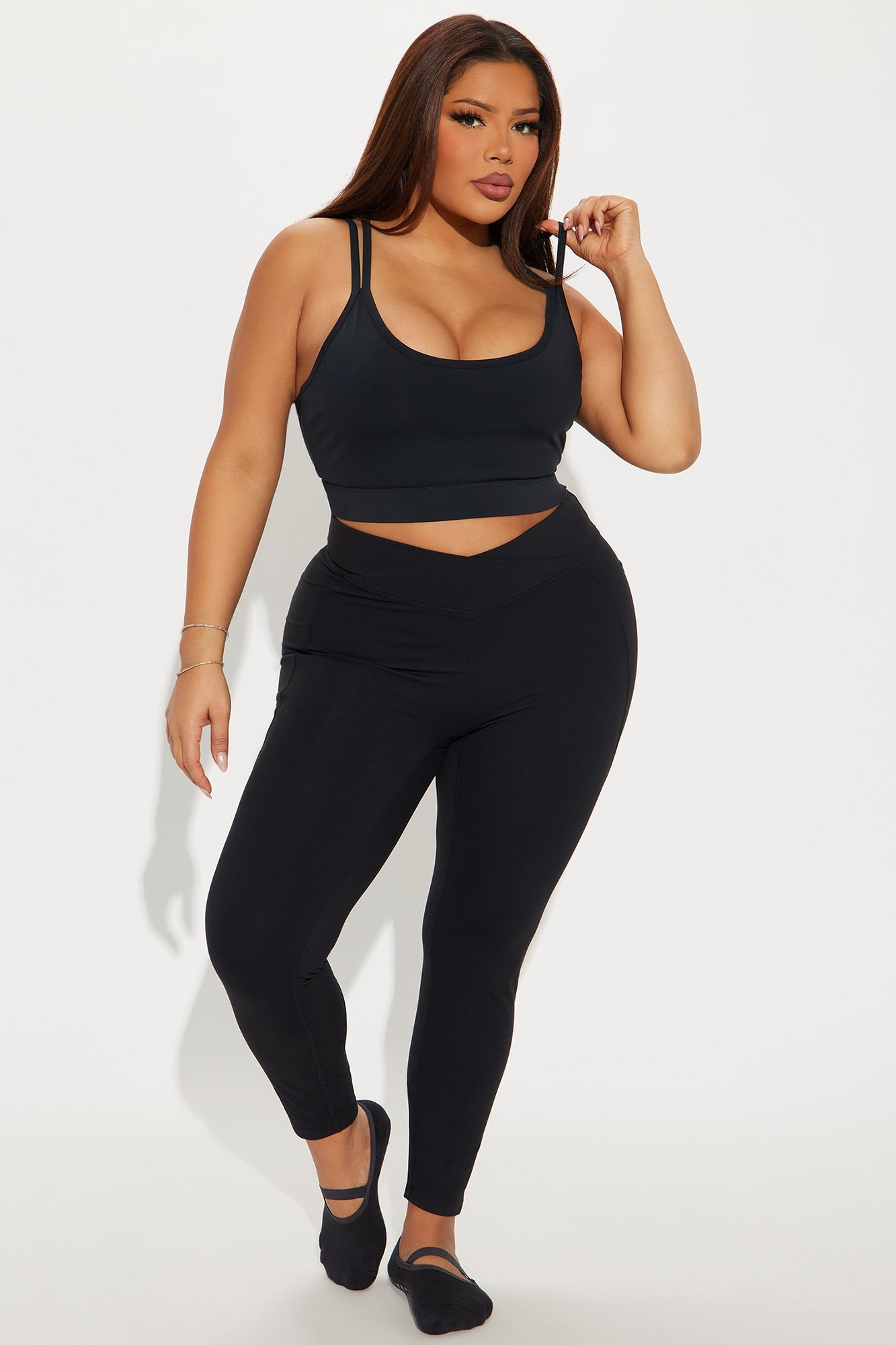 https://cdn.shopify.com/s/files/1/0293/9277/files/12-31-24_S4_18_ZDNVSP1377_Black_AE_DO_10-08-16_PLUS_117589_PXF.jpg?v=1736272180