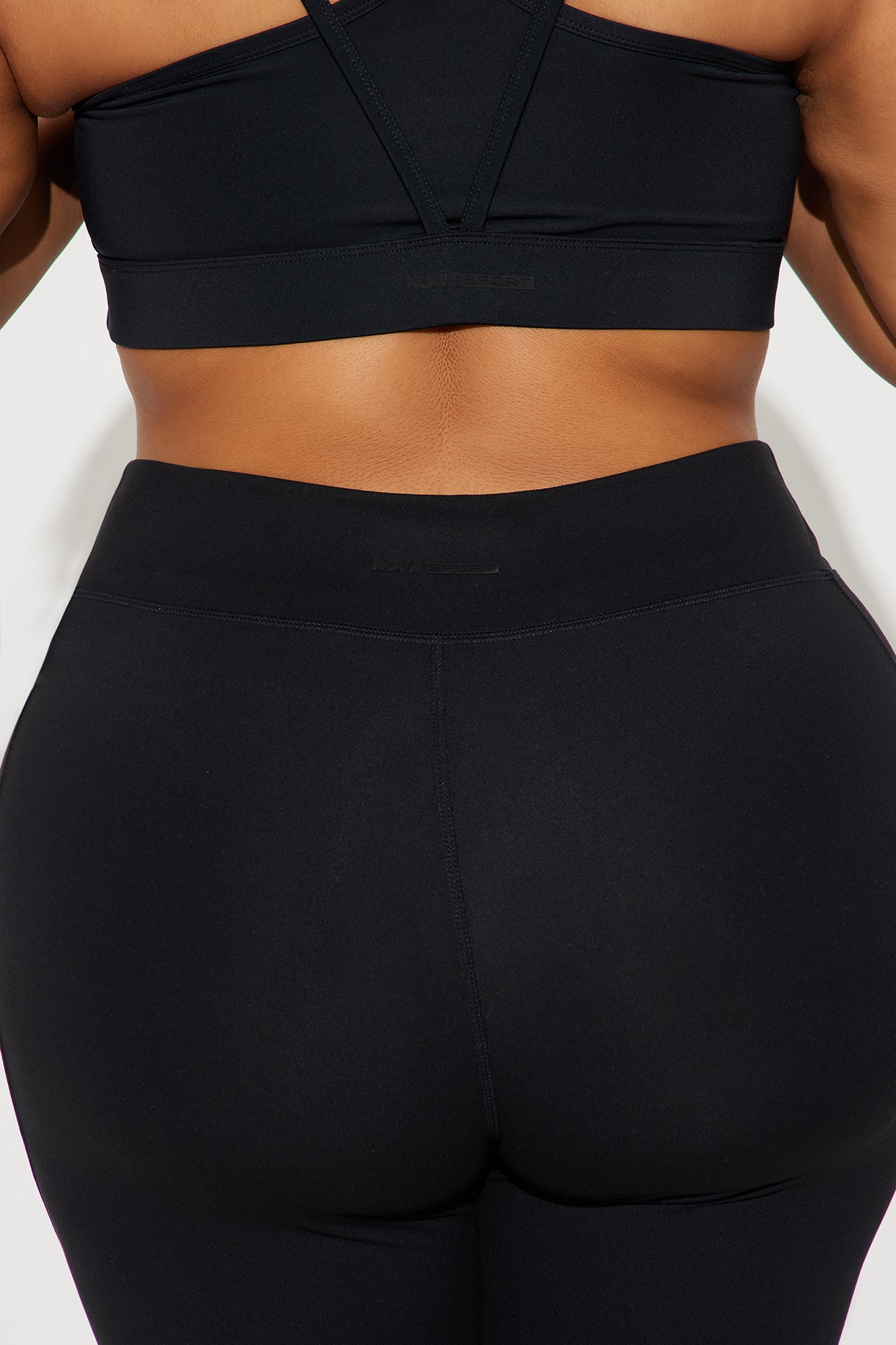 https://cdn.shopify.com/s/files/1/0293/9277/files/12-31-24_S4_18_ZDNVSP1377_Black_AE_DO_10-09-57_PLUS_117605_PXF.jpg?v=1736272180