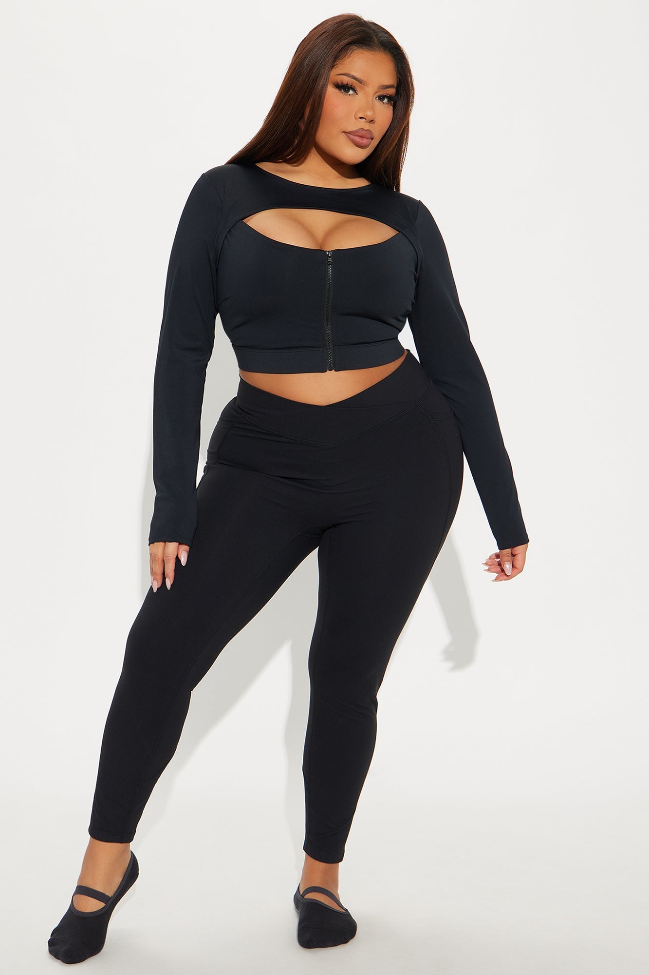 https://cdn.shopify.com/s/files/1/0293/9277/files/12-31-24_S4_20_ZDNVSP1244_Black_AE_DO_10-11-34_PLUS_117607_PXF.jpg?v=1736272257