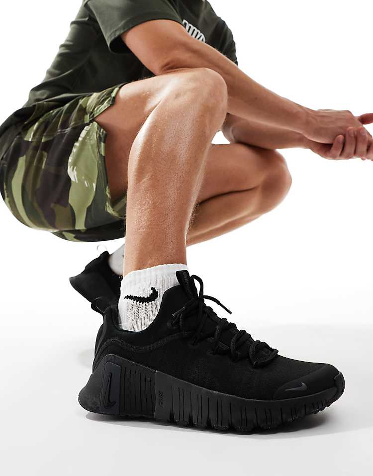 https://images.asos-media.com/products/nike-training-free-metcon-6-sneakers-in-zwart/206622178-1-black?$n_750w$&wid=750&fit=constrain