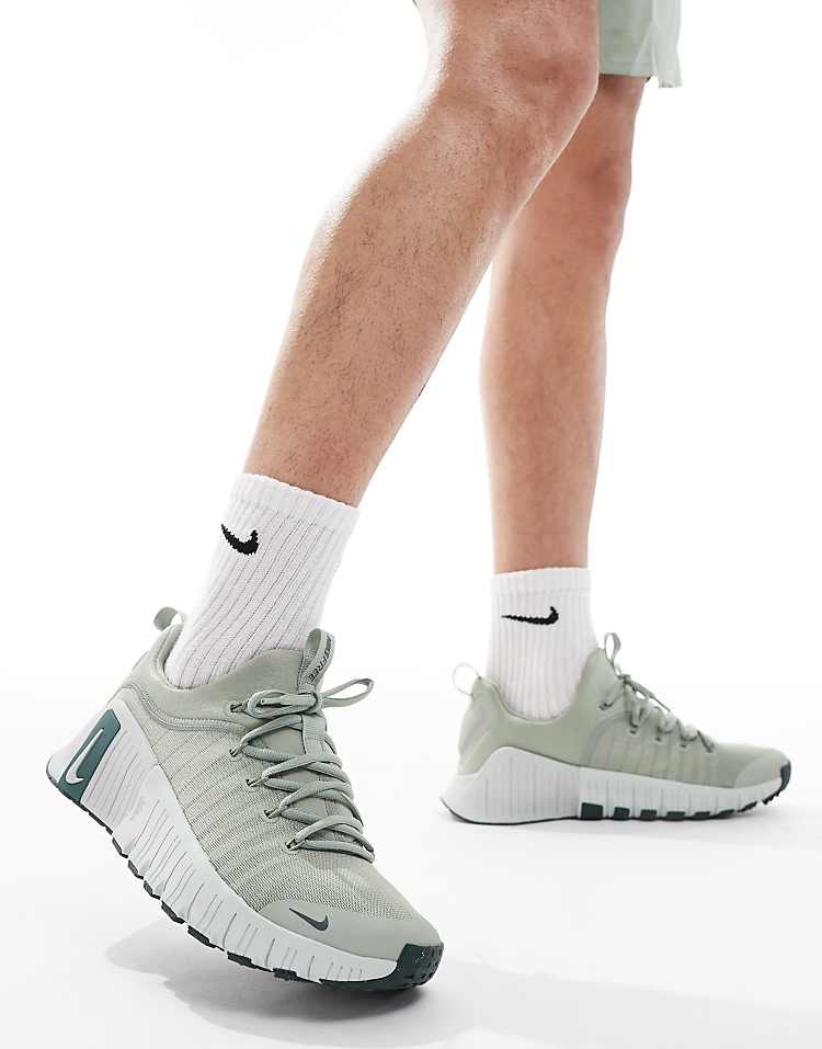 https://images.asos-media.com/products/nike-training-free-metcon-6-sneakers-in-groen/207051104-1-stone?$n_750w$&wid=750&fit=constrain