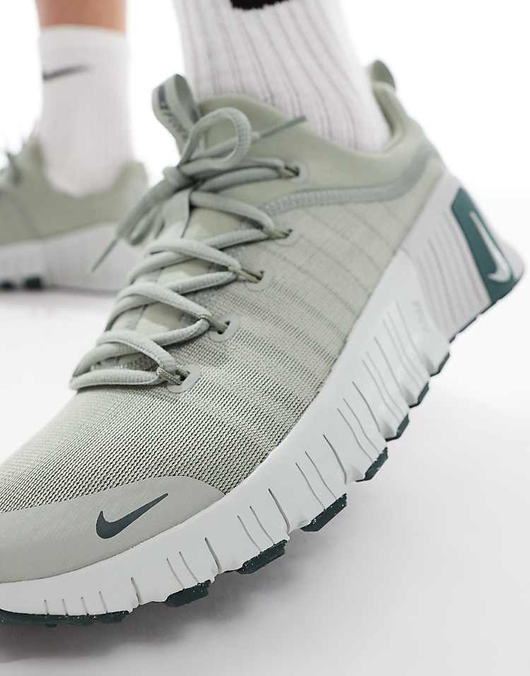 https://images.asos-media.com/products/nike-training-free-metcon-6-sneakers-in-groen/207051104-3?$n_750w$&wid=750&fit=constrain