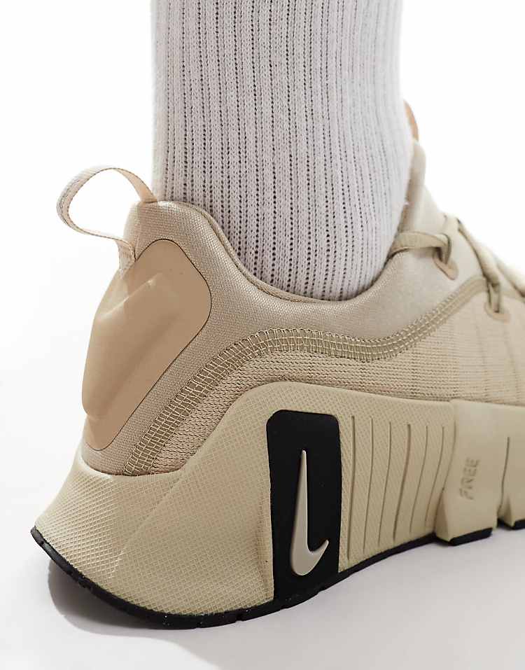 https://images.asos-media.com/products/nike-training-free-metcon-6-sneakers-in-beige/207051368-3?$n_750w$&wid=750&fit=constrain