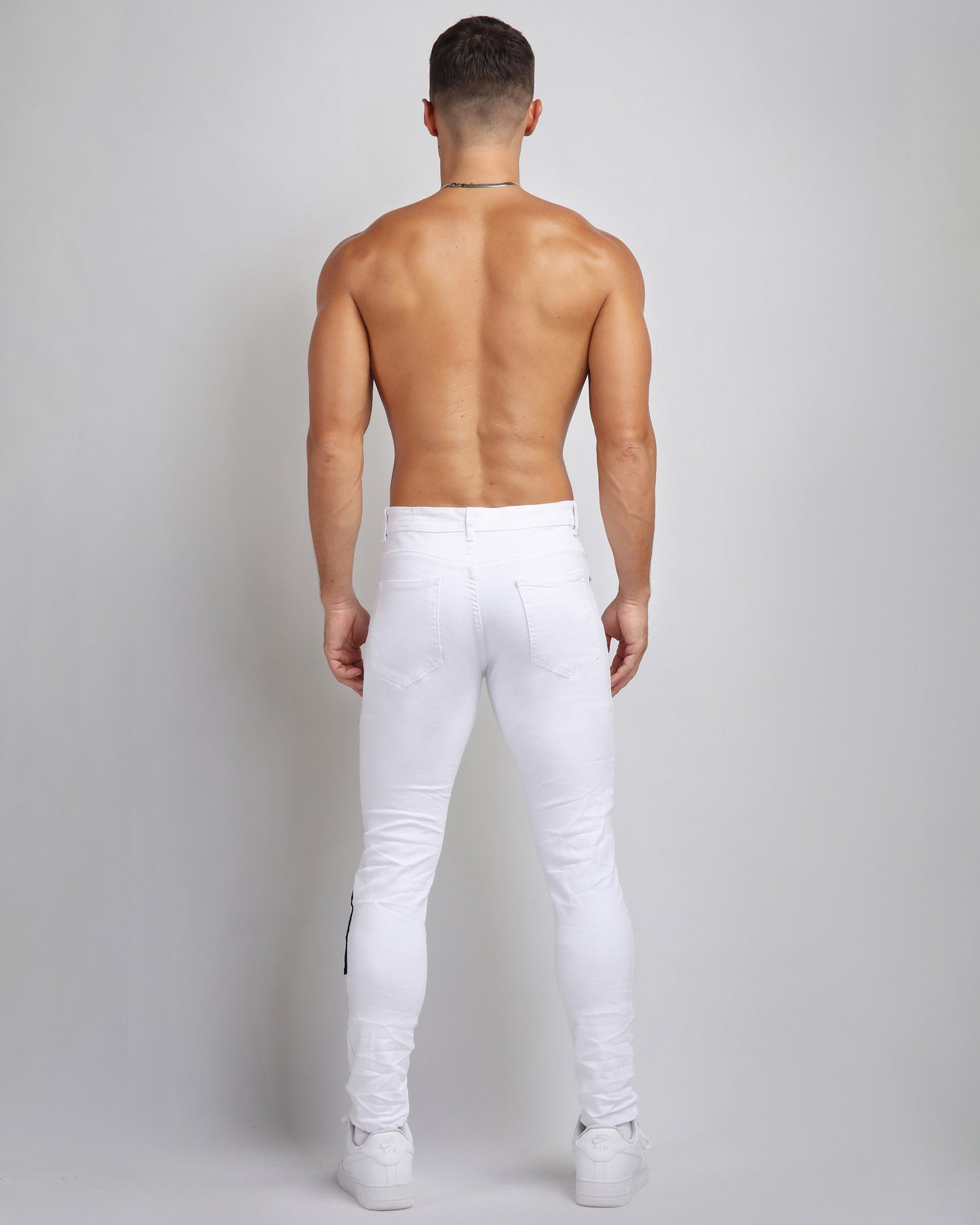https://cdn.shopify.com/s/files/1/0654/2822/6294/files/3_8ffd033d-0605-4f56-8f6e-0c3992f3344d.jpg?v=1692091705