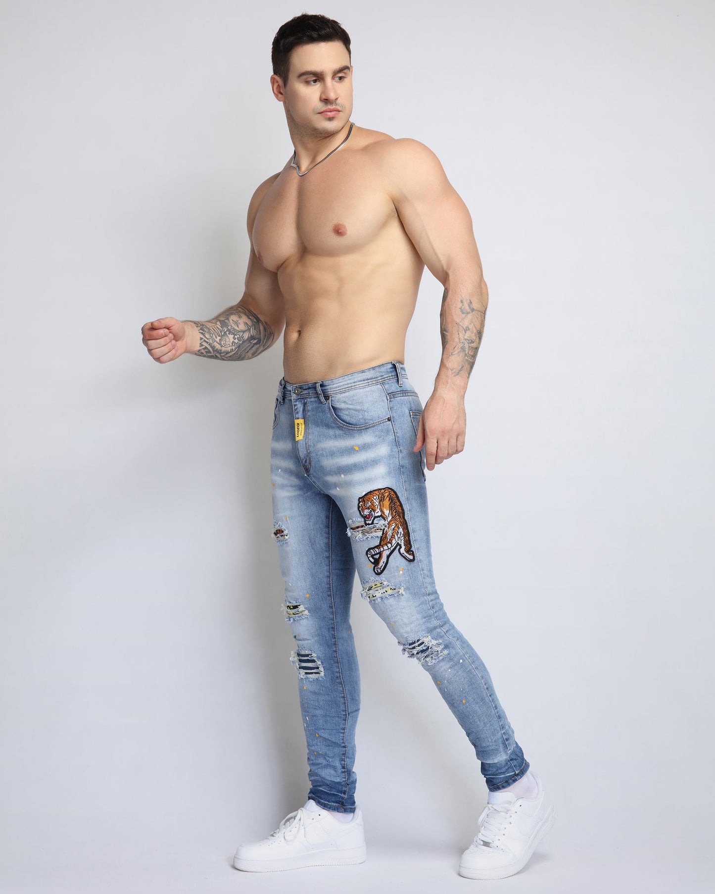 https://cdn.shopify.com/s/files/1/0654/2822/6294/files/4_0ff4a4ae-af51-44b4-ace7-94e6f8db34b1.jpg?v=1691661178