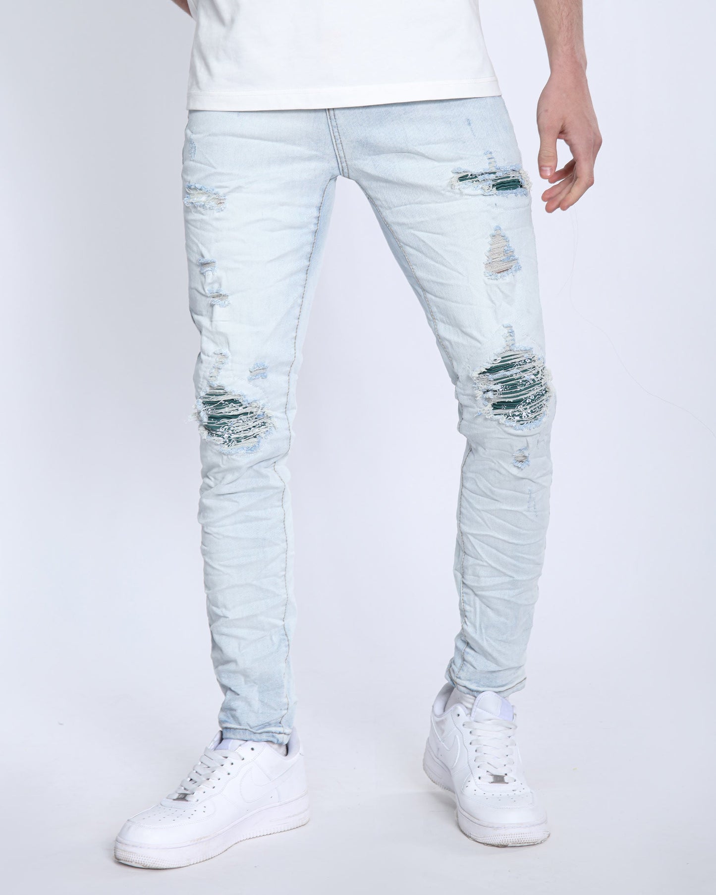 https://cdn.shopify.com/s/files/1/0654/2822/6294/files/4_1bd4593d-d066-4c6a-81dc-20c05fd86b54.jpg?v=1706847361