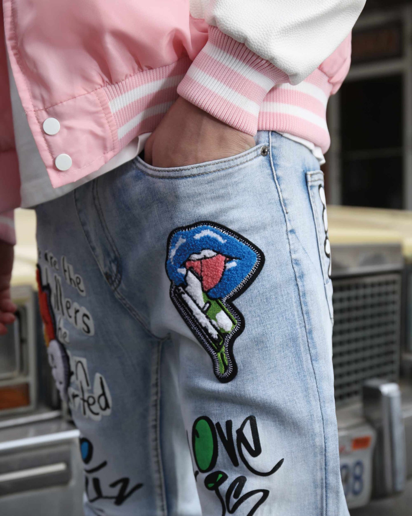 https://cdn.shopify.com/s/files/1/0654/2822/6294/files/4_69d230e6-afa8-4481-a8ae-1d54b46f06c9.jpg?v=1710934530