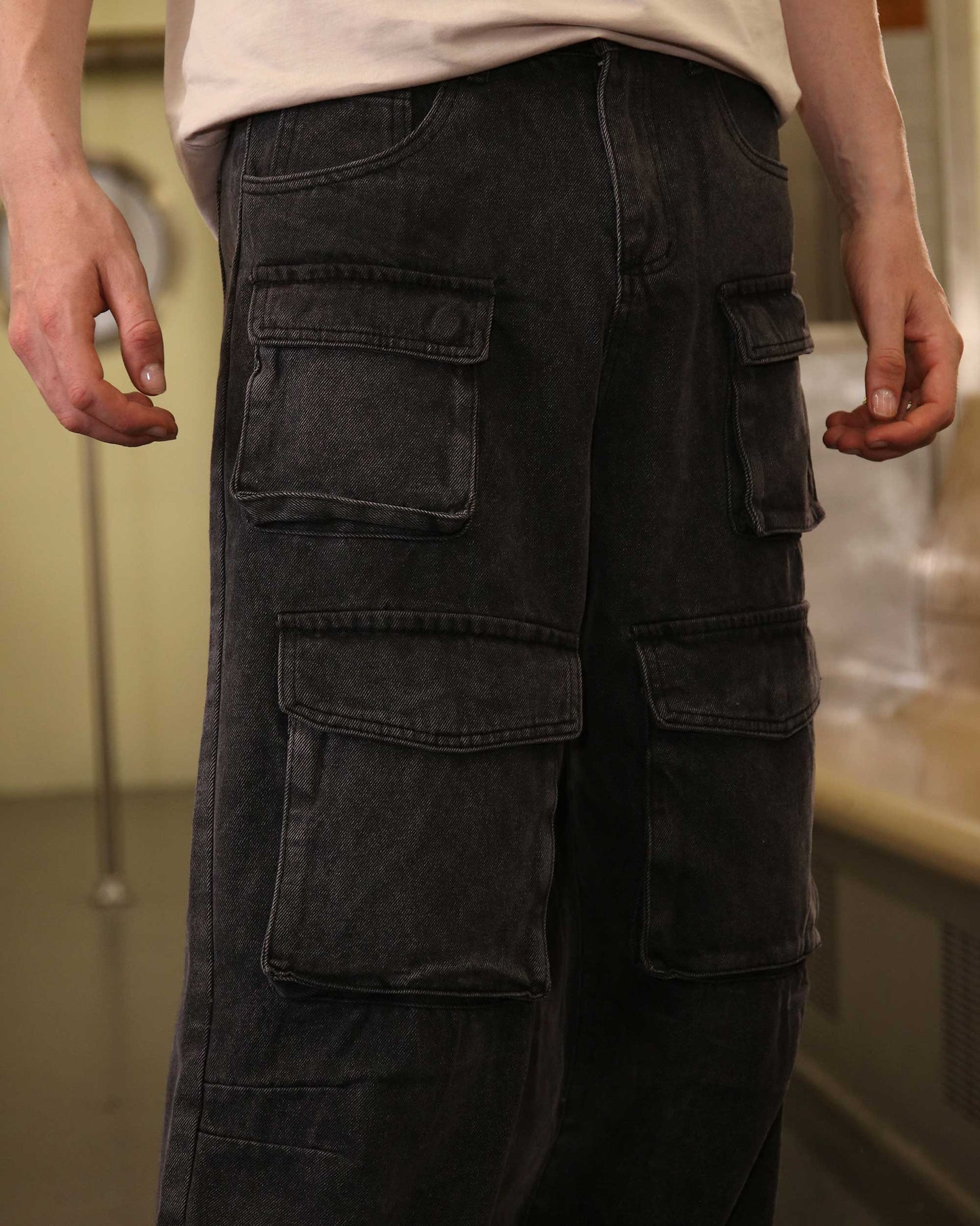 Logeqi black baggy jeans with pockets featuring multiple large side pockets and relaxed fit