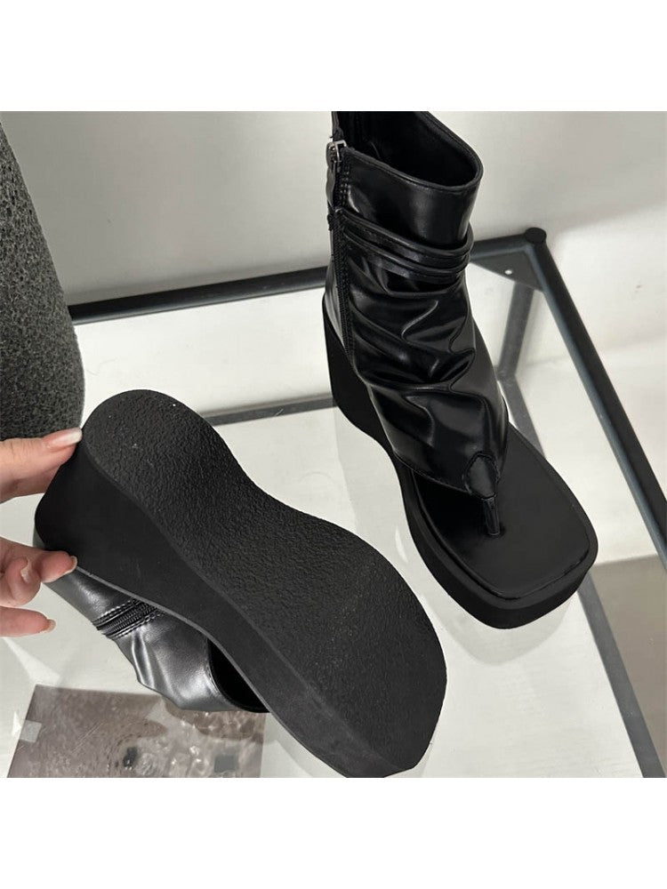 Wholesale7 black open toe chunky heel boots with zipper and ruched leather design