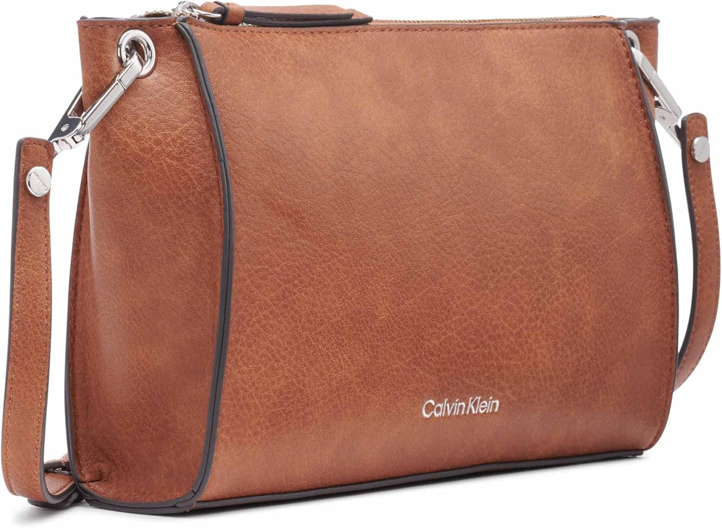 Calvin Klein Reyna crossbody bag in brown leather with an adjustable strap and sleek design