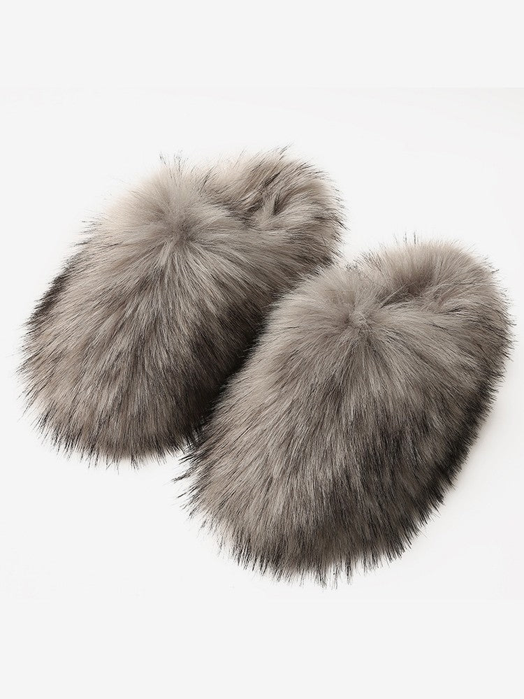 Wholesale7 fluffy flat heel slippers in soft gray faux fur for cozy indoor comfort