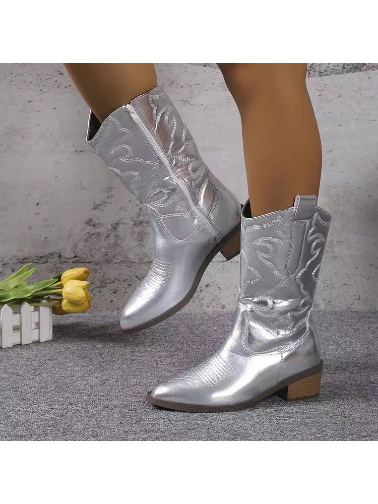 Wholesale7 glossy pointed toe boots in shiny silver with low wooden heels and embroidered design