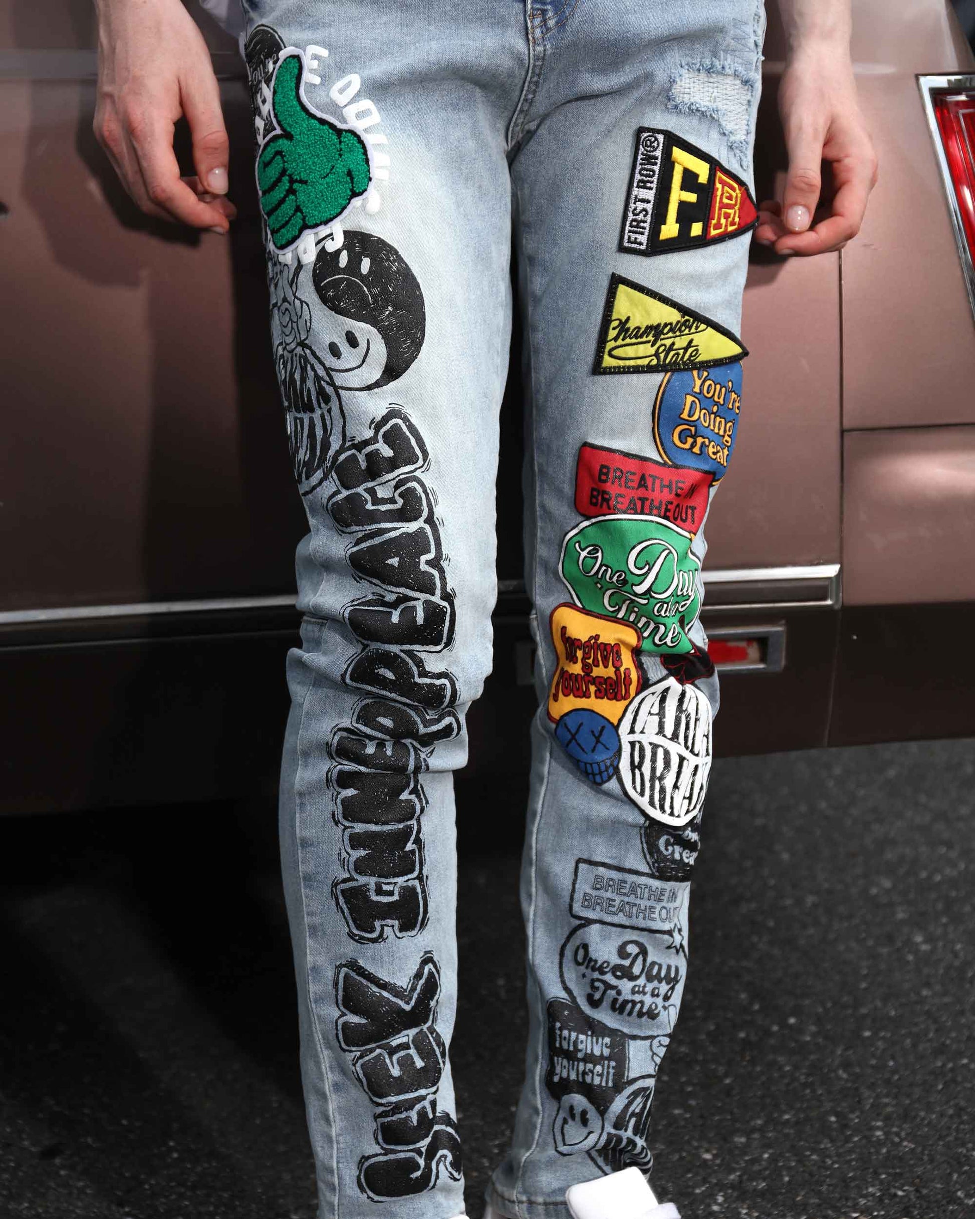Logeqi Hip Hop Slim Fit Jeans with Colorful Patches for a Trendy Street Style Look