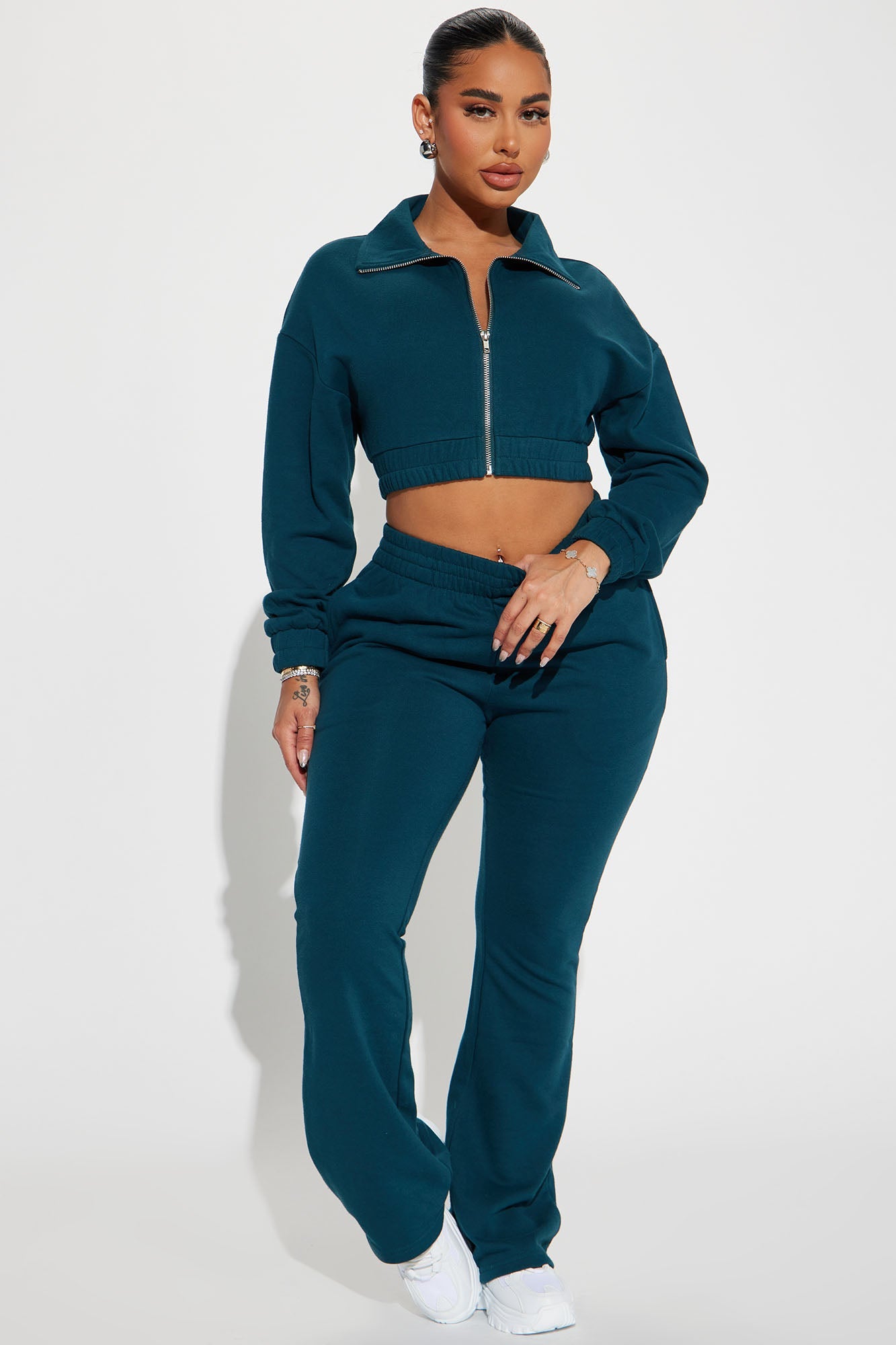Fashion Nova hunter green cropped lounge jacket paired with matching joggers for stylish comfort