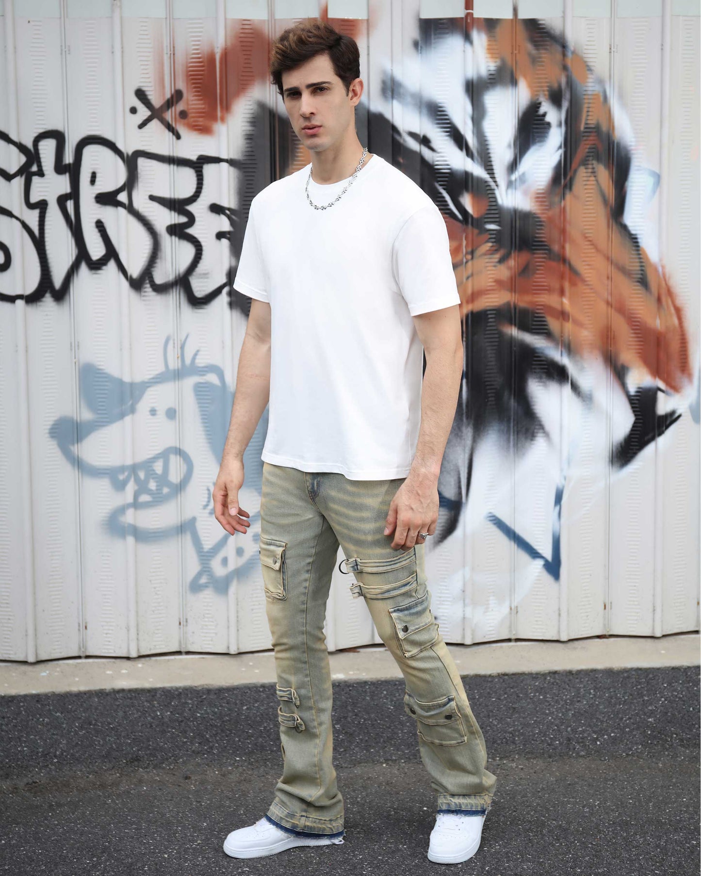 Slim-fit Logeqi industrial style cargo jeans in light olive green with multiple pockets and a trendy look