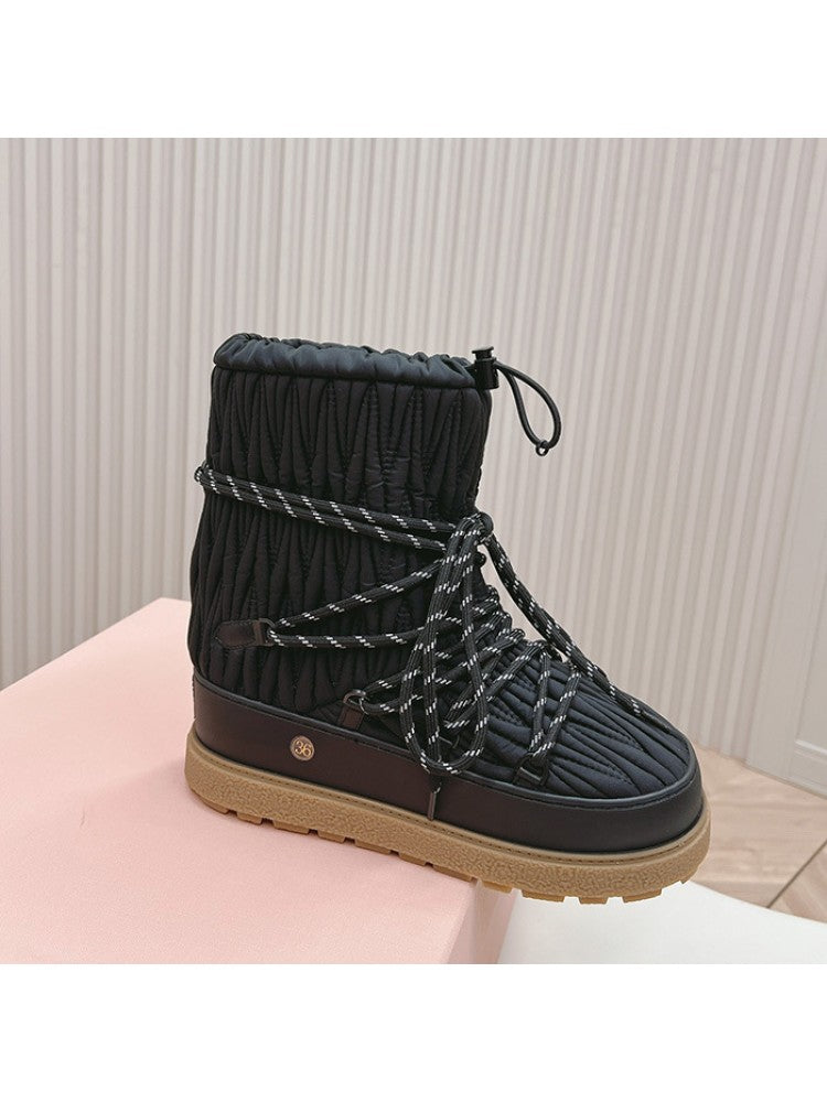 Wholesale7 black lambswool snow boots with quilted design and thick beige sole for winter