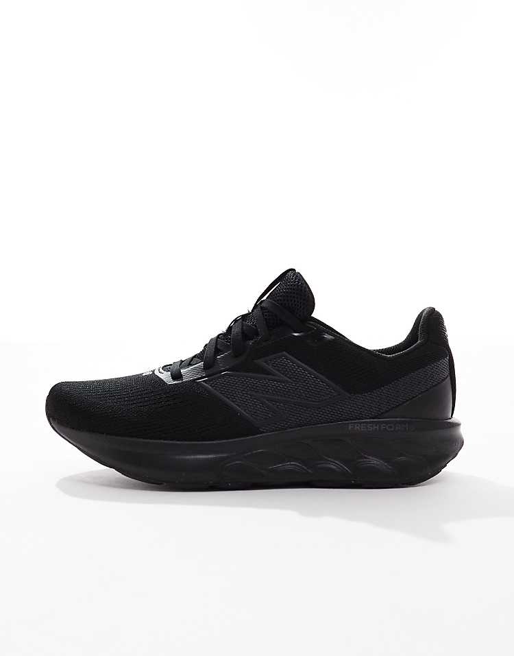 Black New Balance 520 running shoes for men with cushioned sole and breathable mesh upper