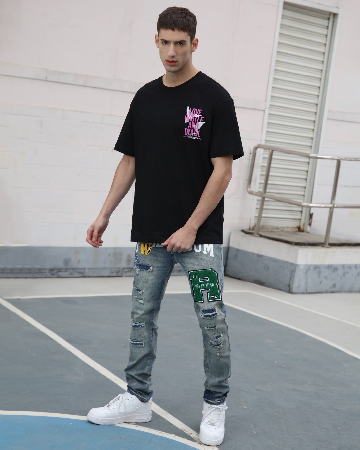 Stylish Logeqi ripped patchwork jeans featuring distressed details and vibrant patches