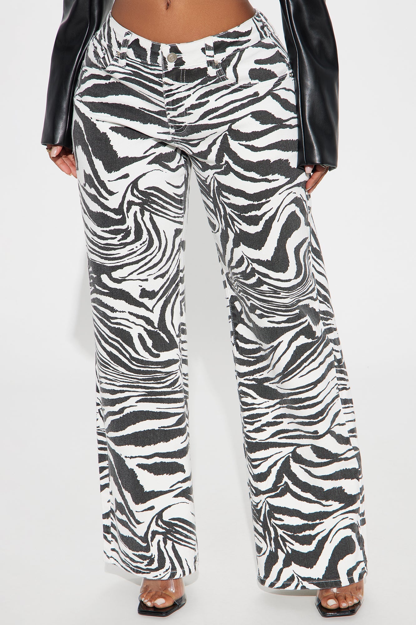 Fashion Nova zebra print wide leg jeans high rise black and white full length on model with sandals