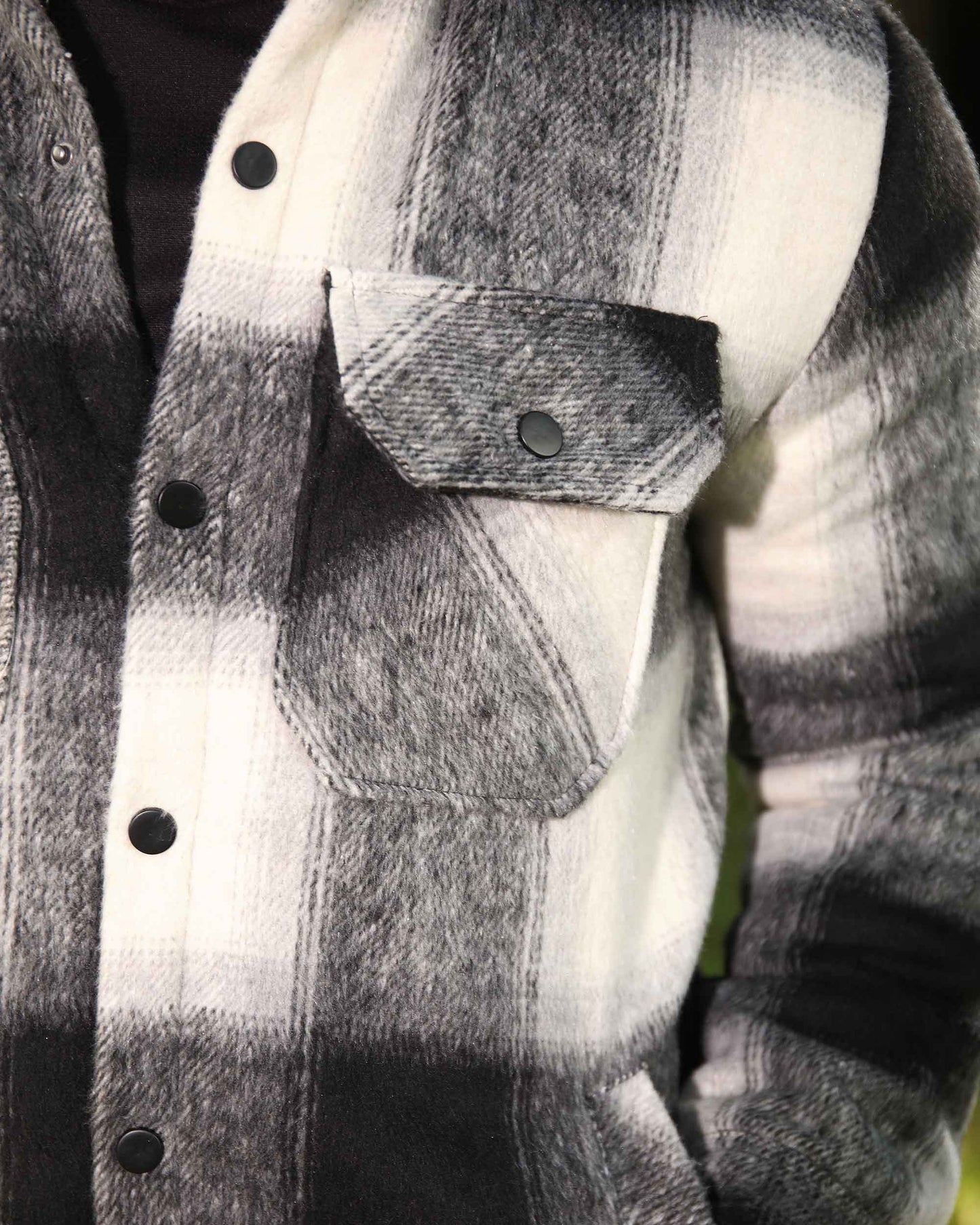 Logeqi spring plaid jacket in black and white with buttoned front pocket and snap buttons