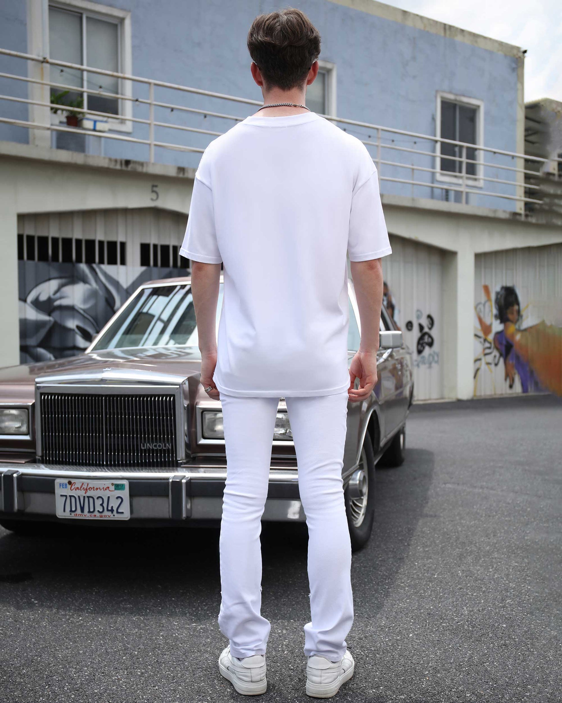 Logeqi vintage white flared jeans featuring a stylish fit with a sleek design for modern fashion enthusiasts