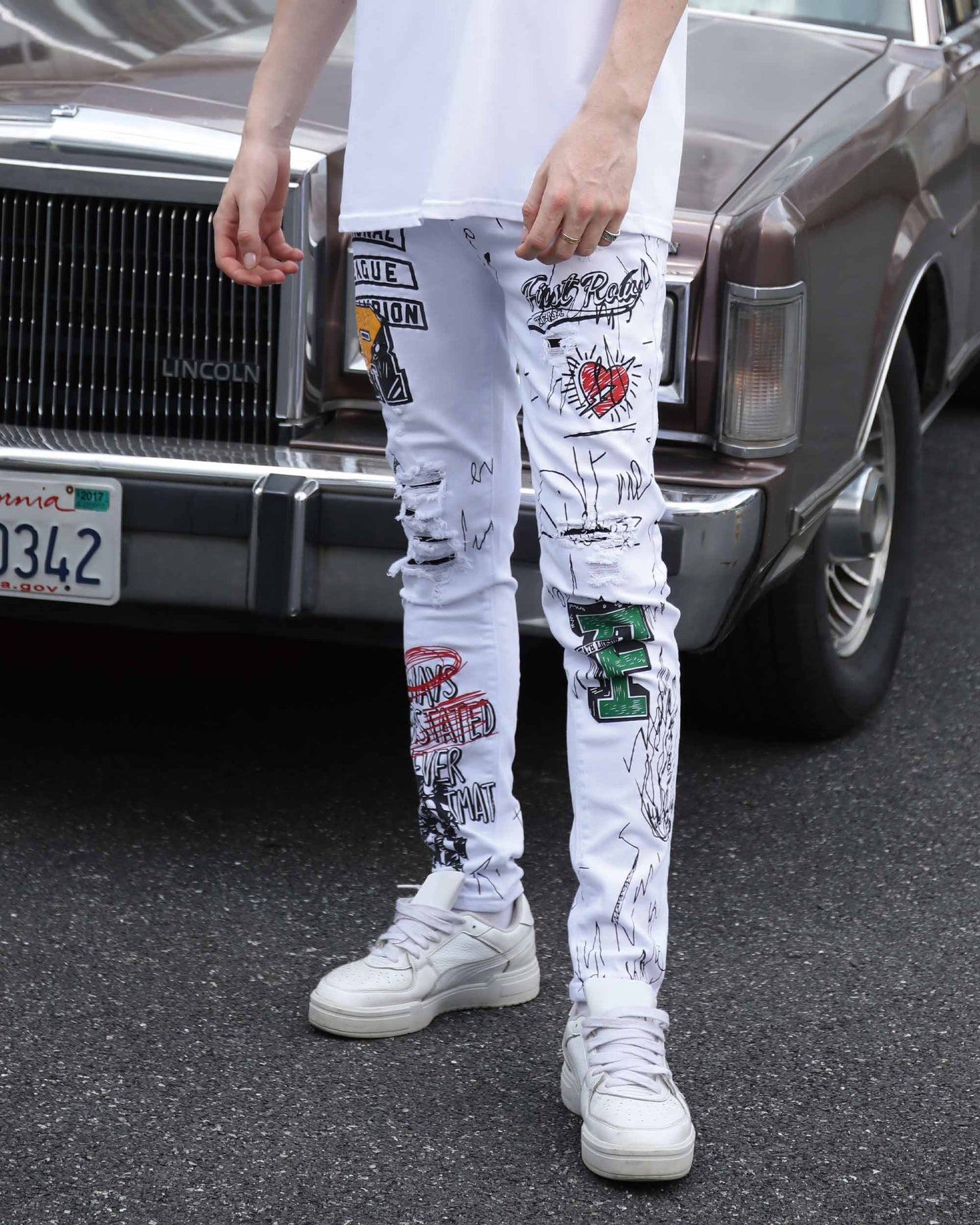Logeqi white ripped jeans graffiti with unique designs, perfect for a trendy street style look