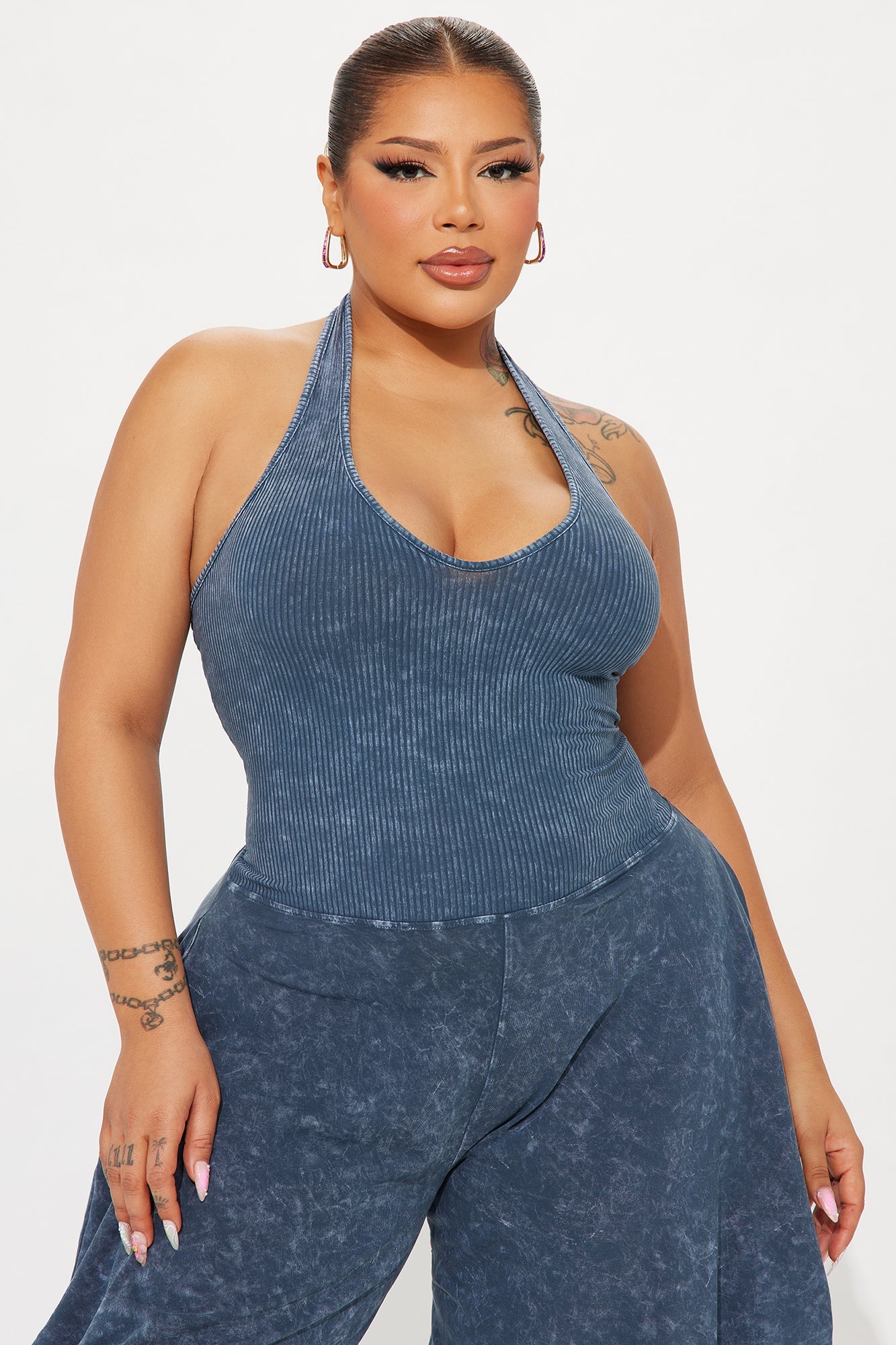 Fashion Nova navy blue jumpsuit for women with halter neckline and ribbed texture