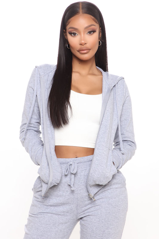 https://cdn.shopify.com/s/files/1/0293/9277/products/01-14-21Studio1_JP_DJ_10-55-56_1_70675A_HeatherGrey_3600_WG.jpg?v=1610661342