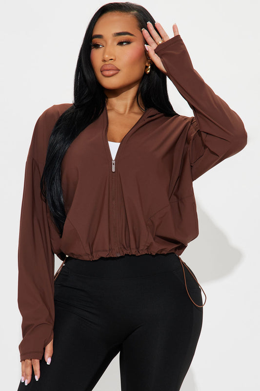https://cdn.shopify.com/s/files/1/0293/9277/files/01-22-25_S6_20_ZDMKFJE16A_Chocolate_ZSR_KP_MC_11-57-30_10204_SG.jpg?v=1737588736