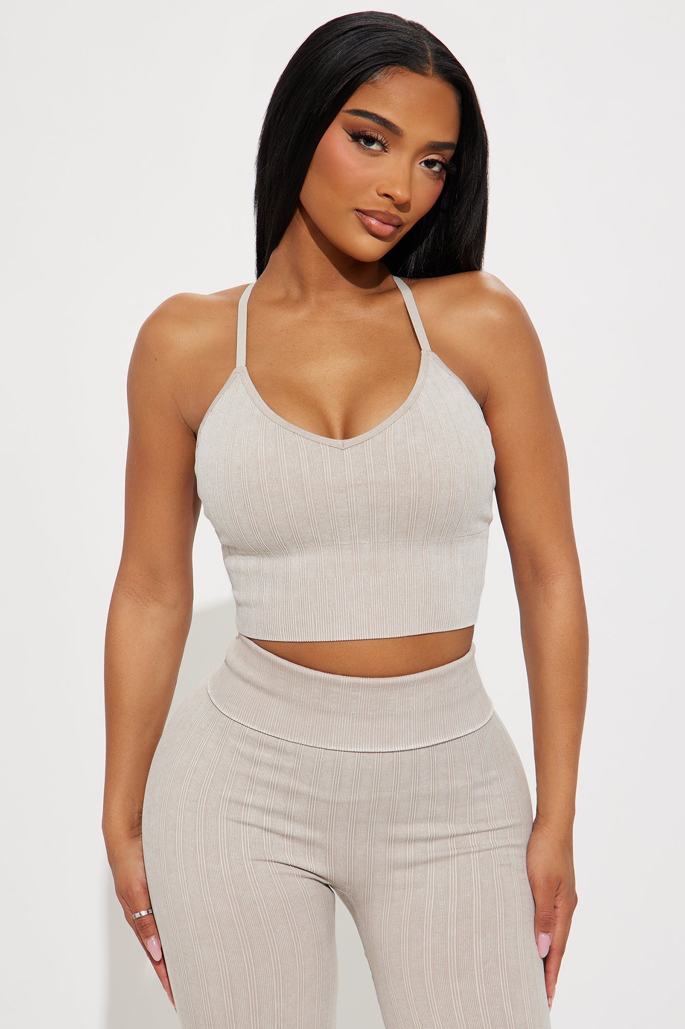 https://cdn.shopify.com/s/files/1/0293/9277/files/01-24-25_S6_20_ZDSPC24141_LightTaupe_KJ_JR_11-54-55_12162_PXF.jpg?v=1738001819