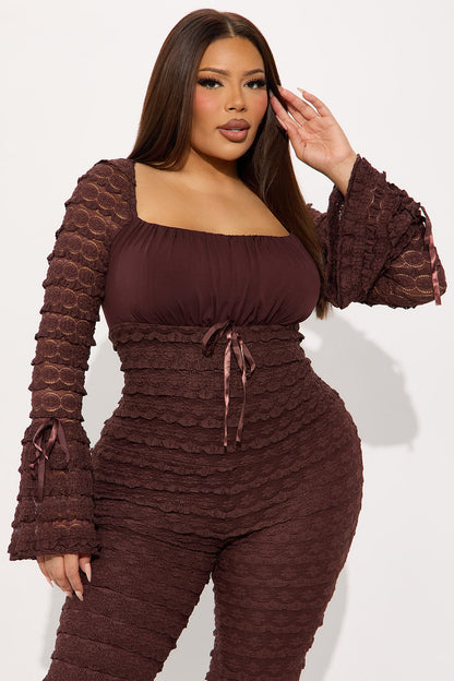 https://cdn.shopify.com/s/files/1/0293/9277/files/01-31-25_S1_43_KDJJ4102102_Brown_ZSR_HY_PC_13-54-13_PLUS_25489_PXF.jpg?v=1738522726