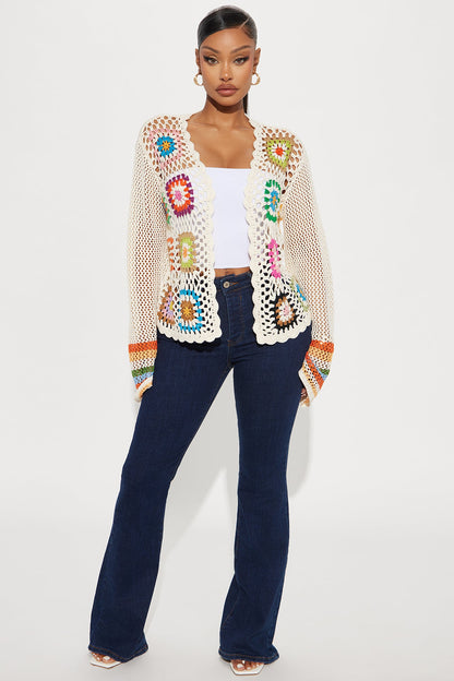 https://cdn.shopify.com/s/files/1/0293/9277/files/02-04-25_S2_26_KSBT4100902_MultiColor_ZSR_CXB_RL_14-24-14_34023_PXF.jpg?v=1738802563
