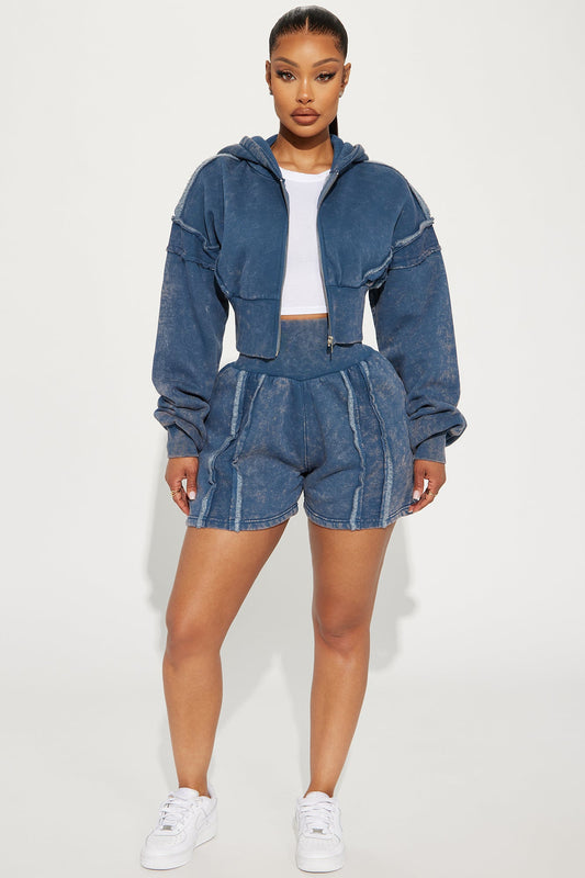 https://cdn.shopify.com/s/files/1/0293/9277/files/02-05-24_S2_49_ZDZPK11375_SlateBlue_KJ_RL_13-34-44_6746_PXF.jpg?v=1707327121