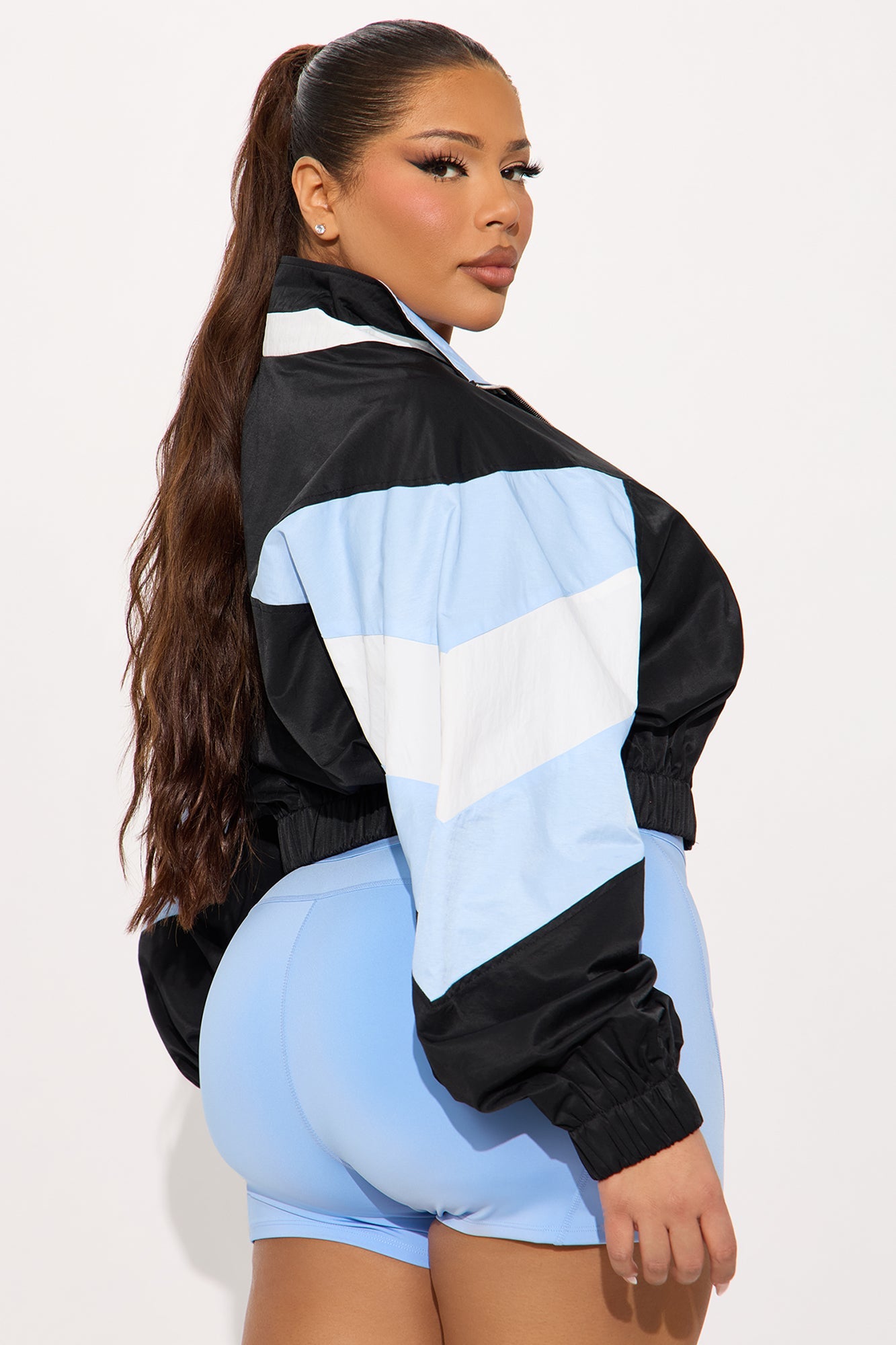 https://cdn.shopify.com/s/files/1/0293/9277/files/02-05-25_S1_70_24GWQ8113D_Blackcombo_ZSR_HY_PC_14-55-46_PLUS_29000_PXF.jpg?v=1738951775