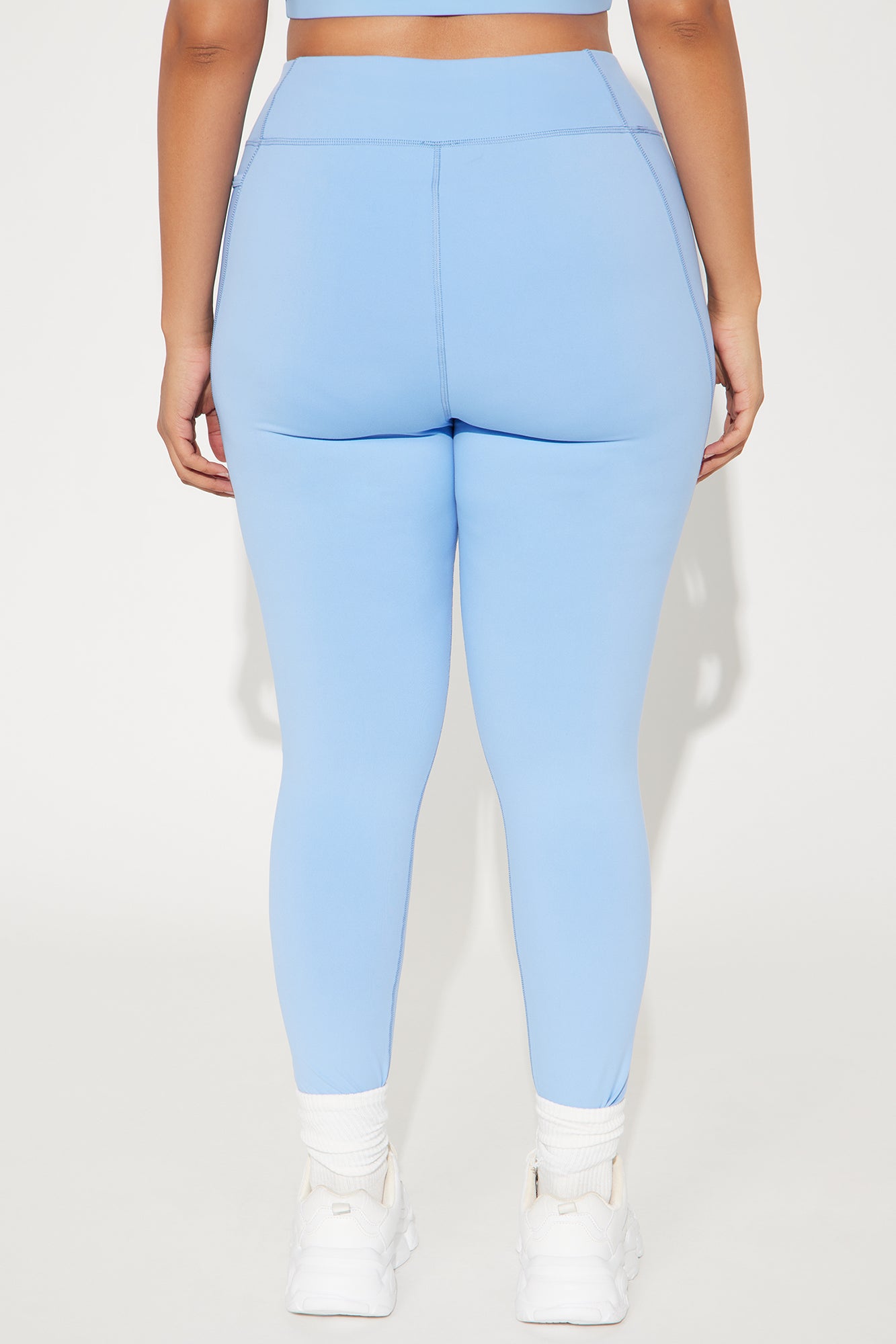 https://cdn.shopify.com/s/files/1/0293/9277/files/02-06-25_S3_32_ZDST002B_LightBlue_KS_JM_13-13-16_PLUS_50536_PXF.jpg?v=1739401248