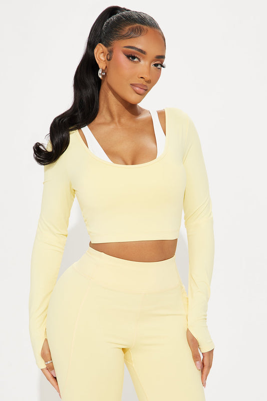 https://cdn.shopify.com/s/files/1/0293/9277/files/02-11-25_S6_27_ZDCD2403095_ButterYellow_CXB_PC_11-31-19_23444_PXF.jpg?v=1739401270
