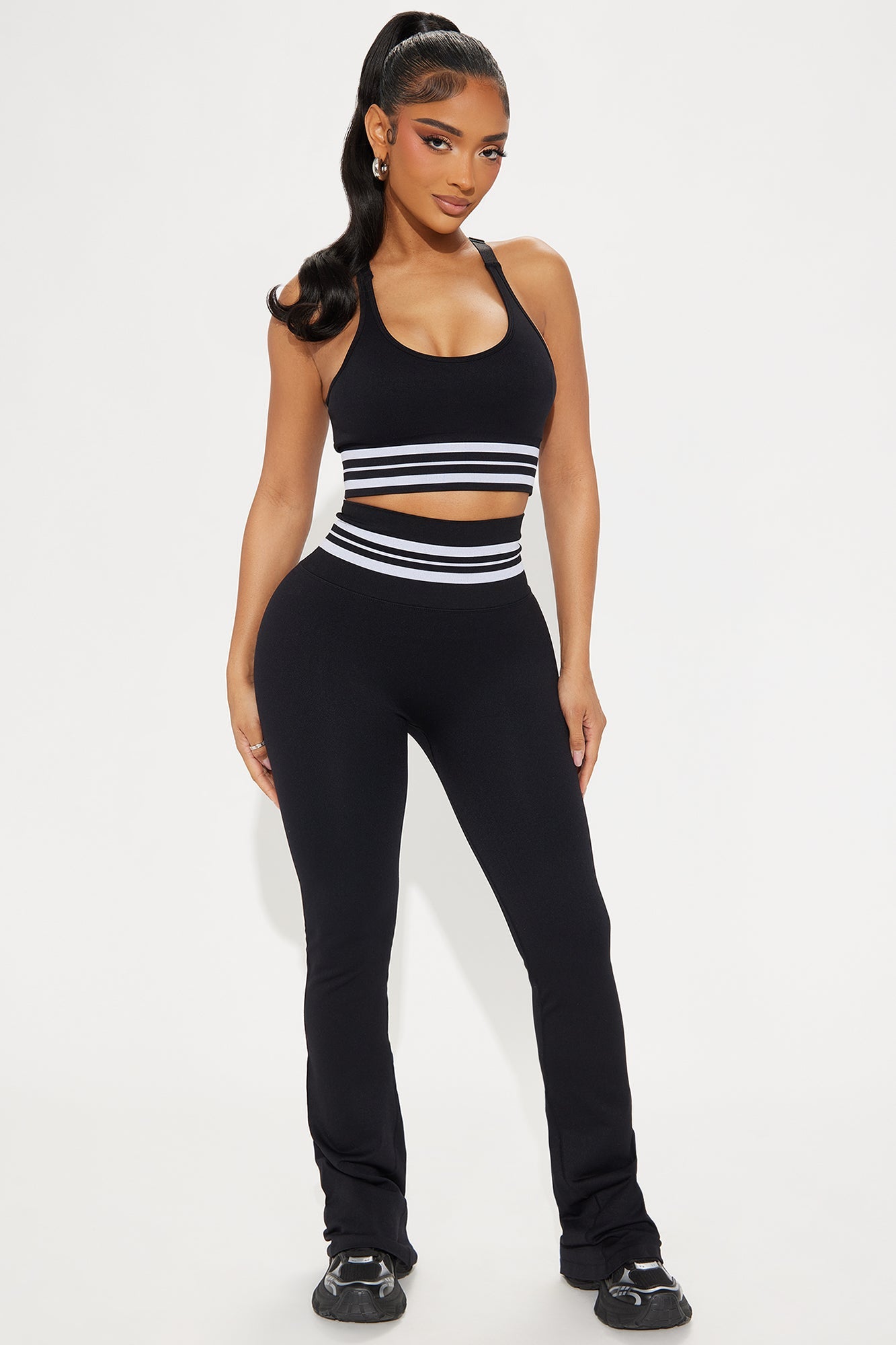 https://cdn.shopify.com/s/files/1/0293/9277/files/02-11-25_S6_37_ZDNVSP1641BRA_Black_CXB_PC_11-46-53_23548_PXF.jpg?v=1739401865